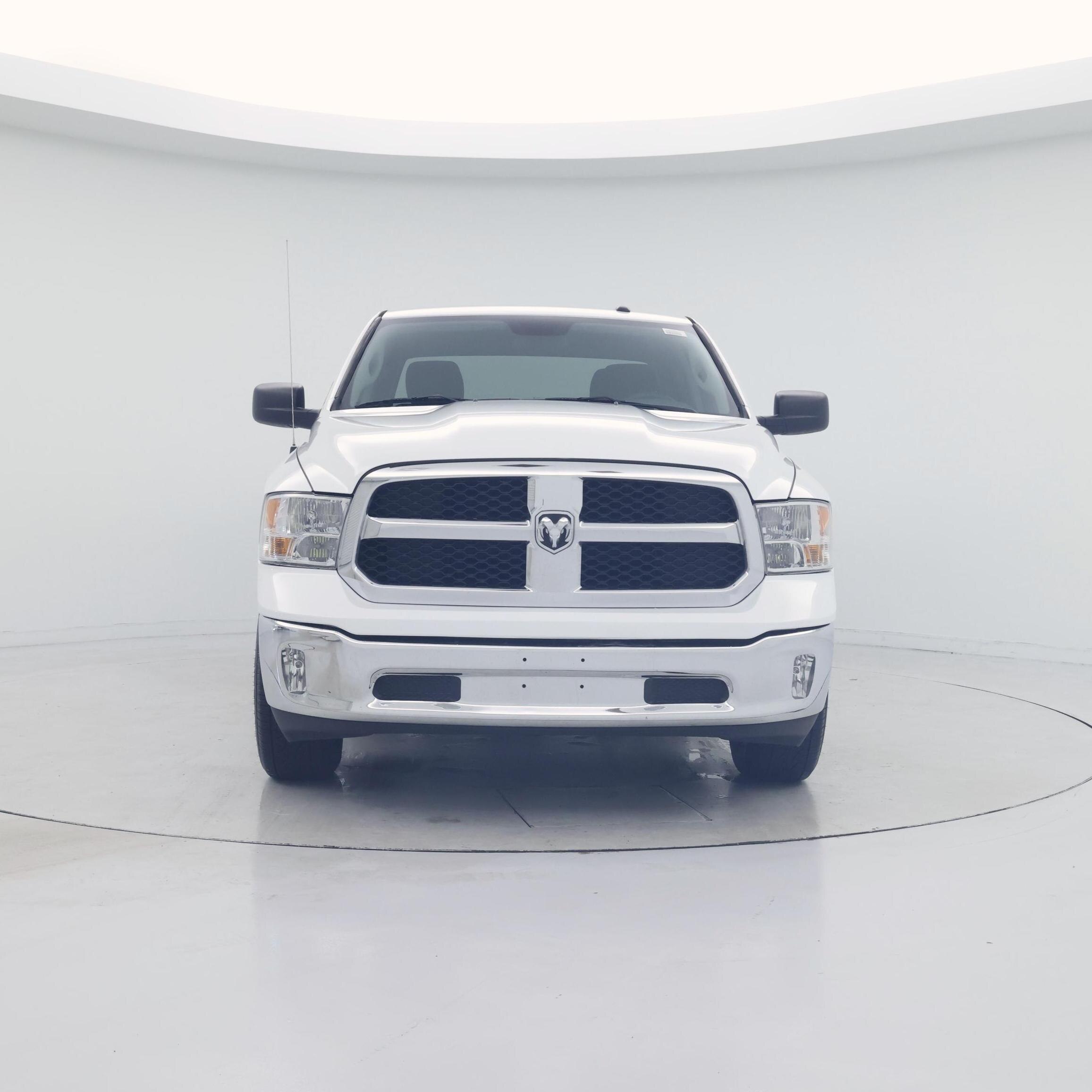 Thumbnail: 2020 RAM 1500 Classic - 5