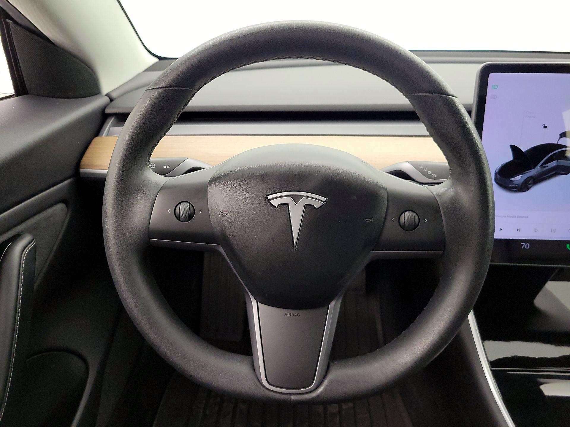 Thumbnail: 2019 Tesla Model 3 - 10