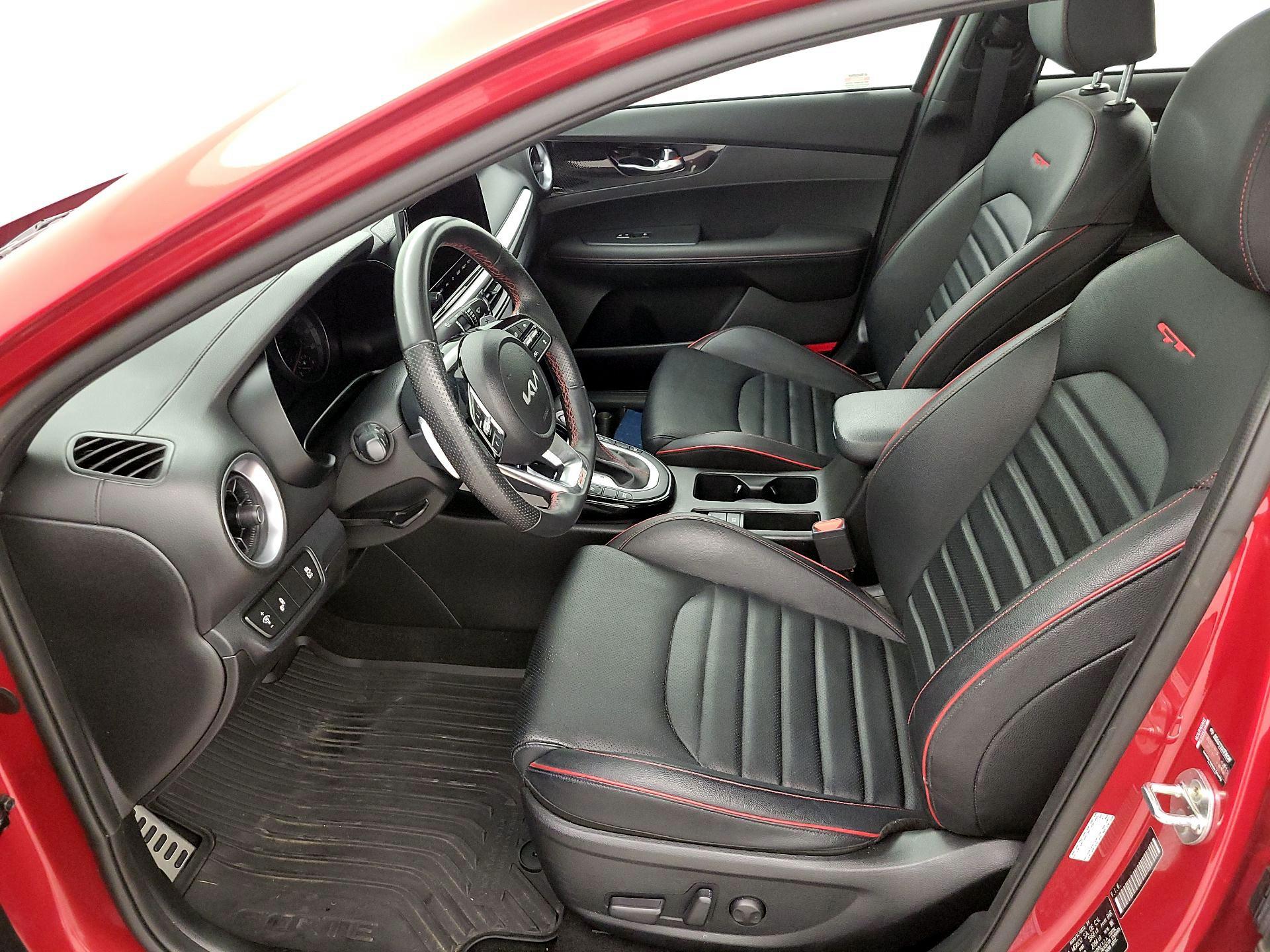 Thumbnail: 2023 Kia Forte - 11