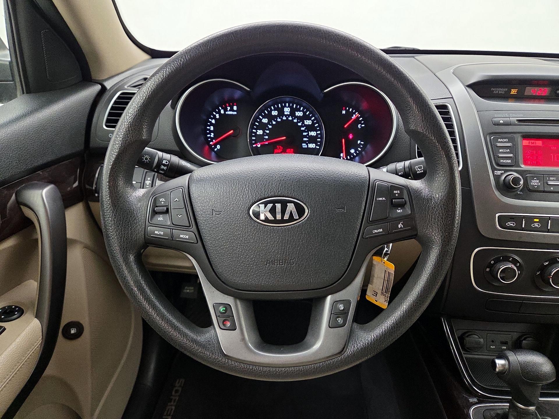 Thumbnail: 2014 Kia Sorento - 10