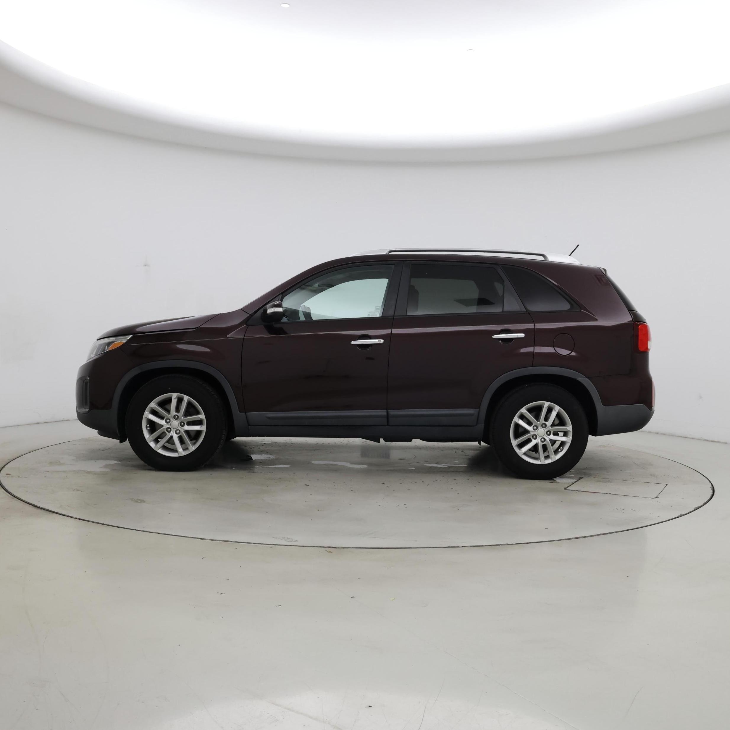 Thumbnail: 2014 Kia Sorento - 3