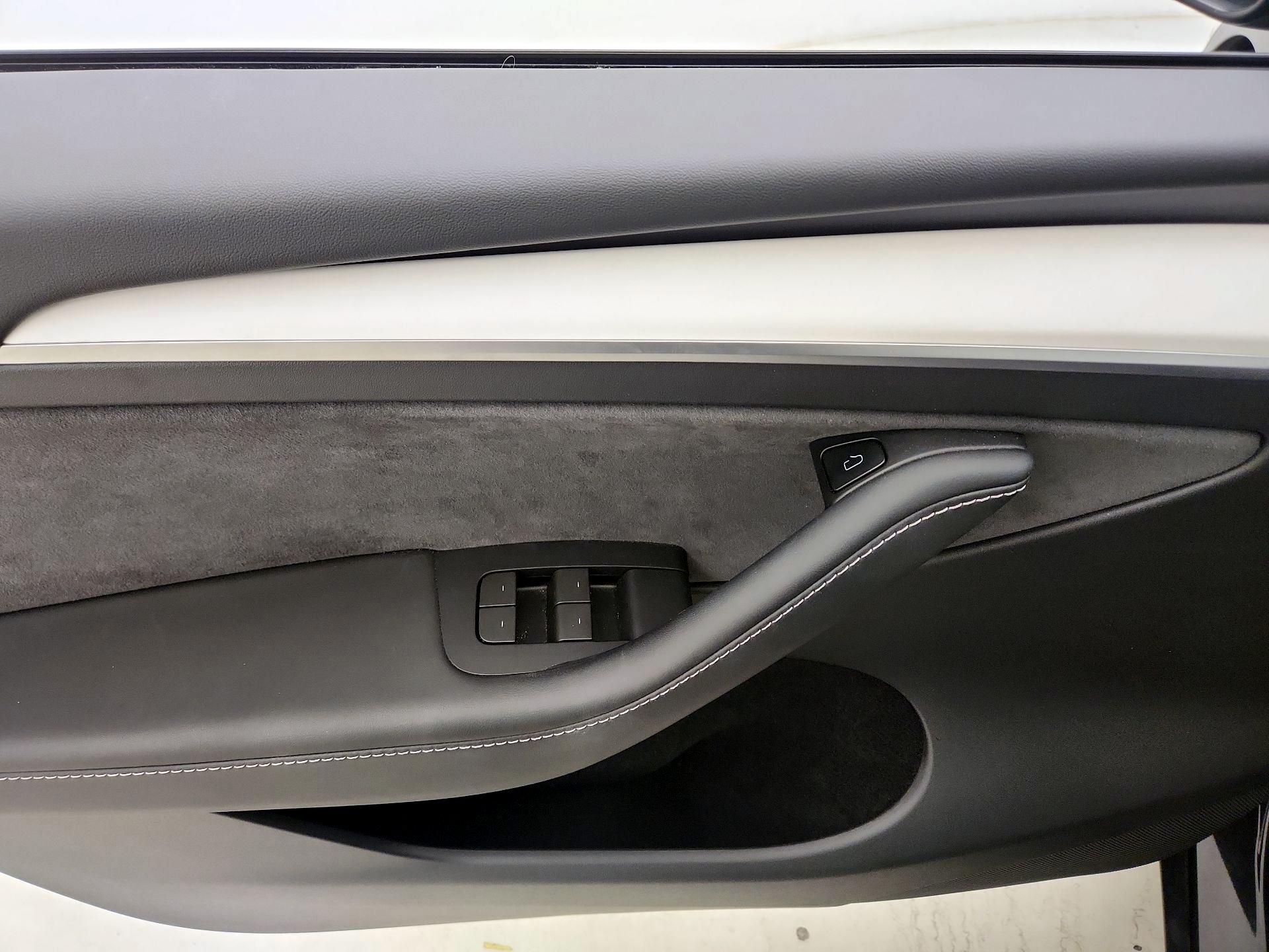 Thumbnail: 2024 Tesla Model Y - 12