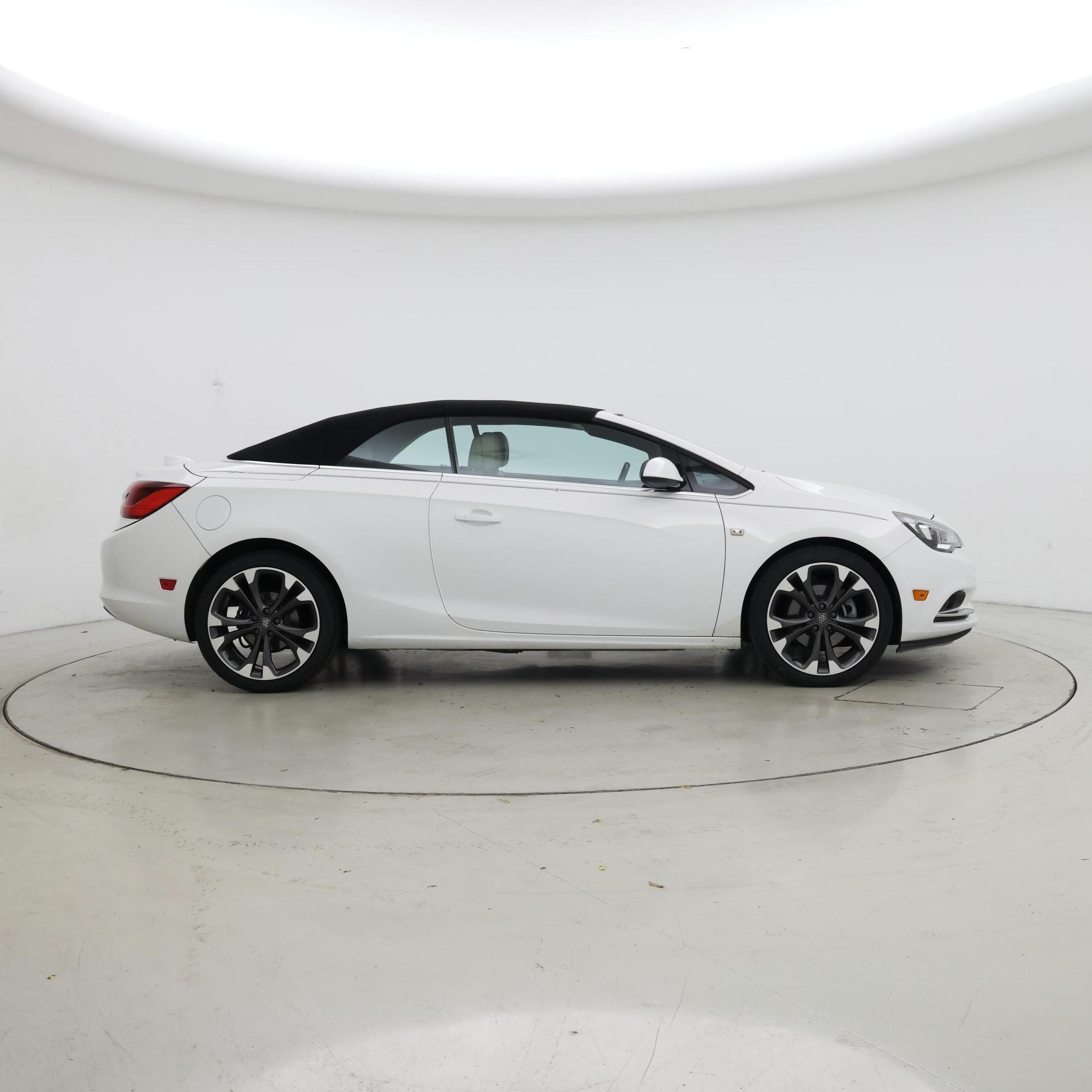 Thumbnail: 2017 Buick Cascada - 7