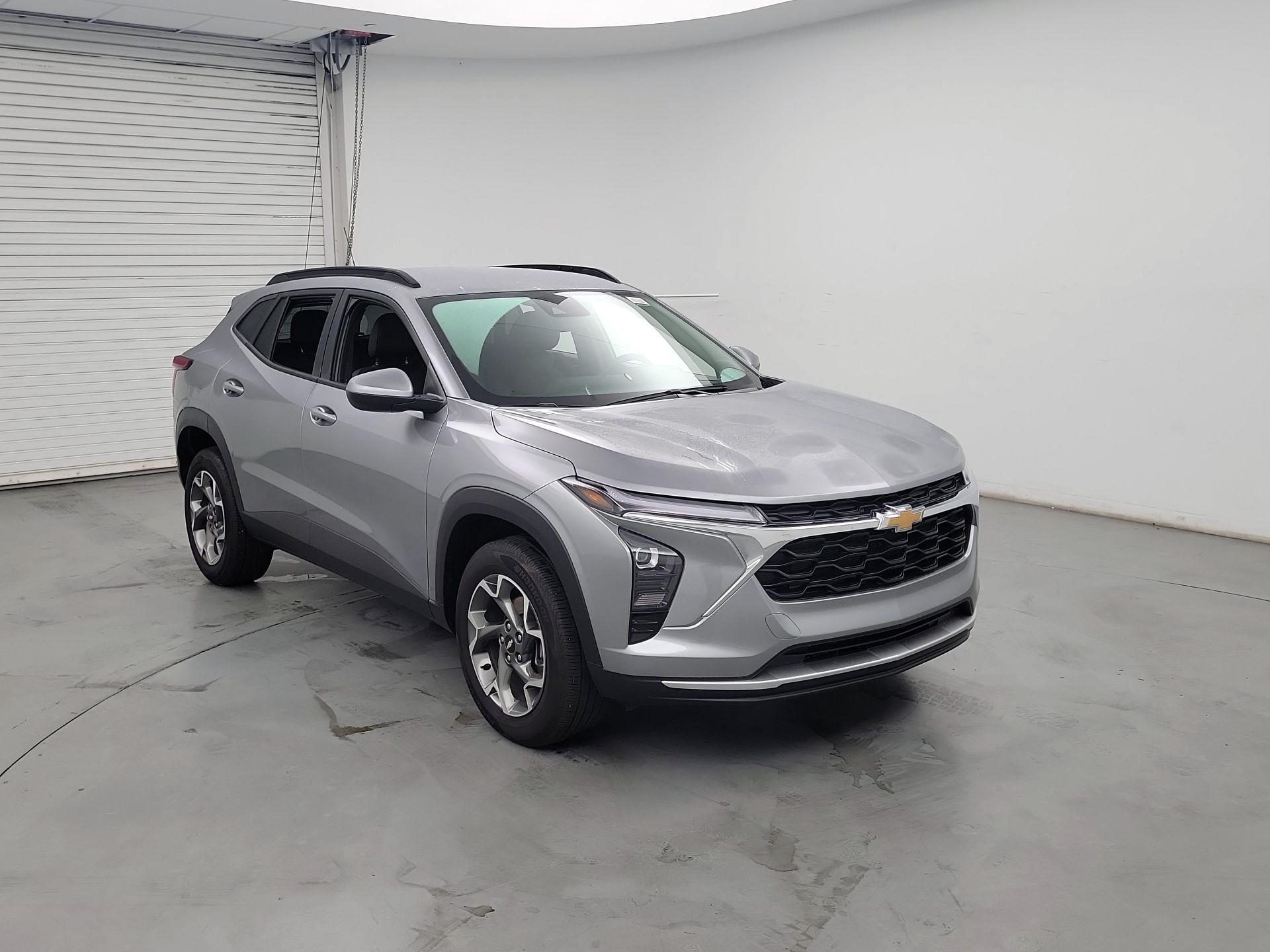 Thumbnail: 2025 Chevrolet Trax - 1