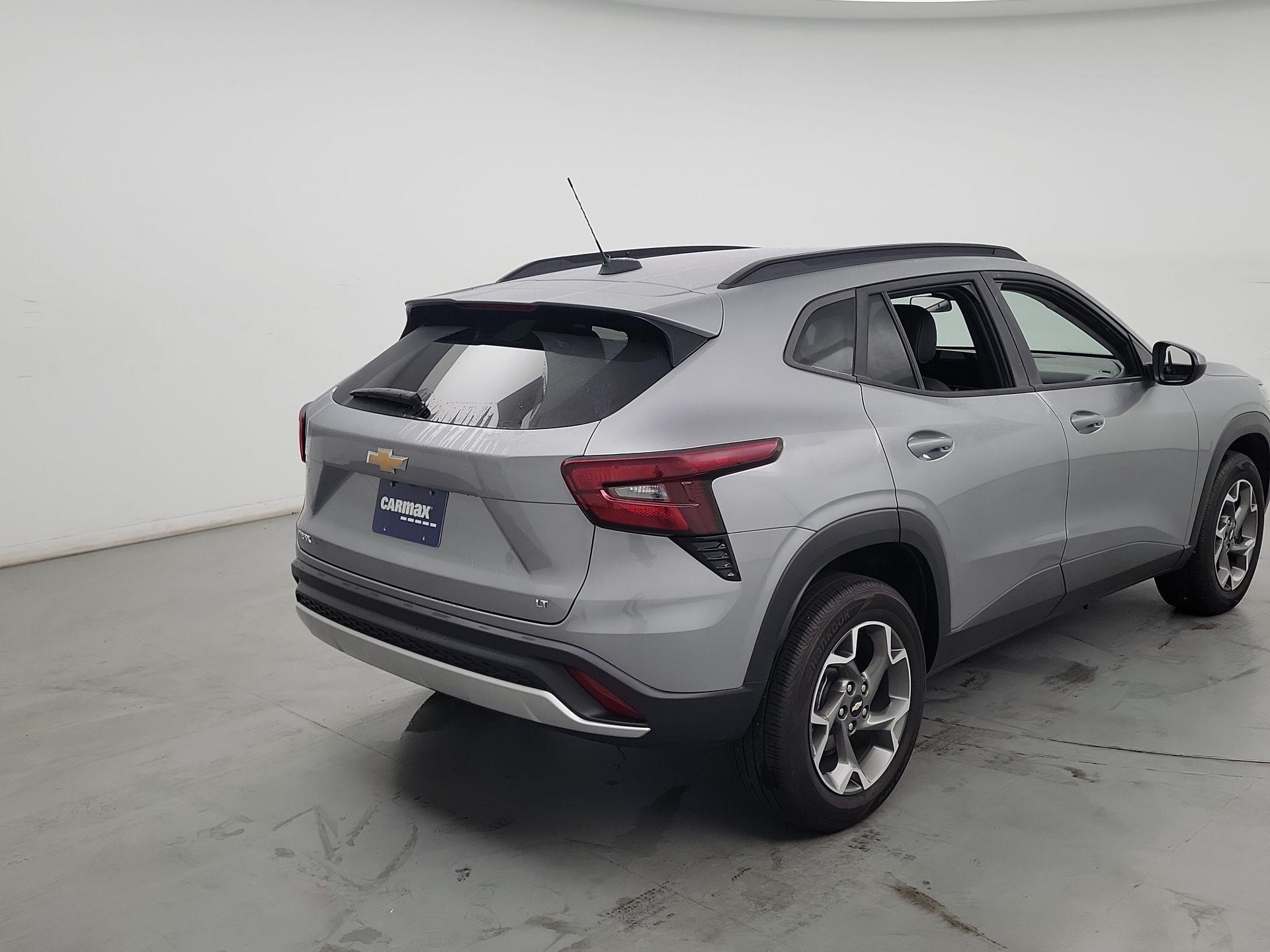 Thumbnail: 2025 Chevrolet Trax - 5