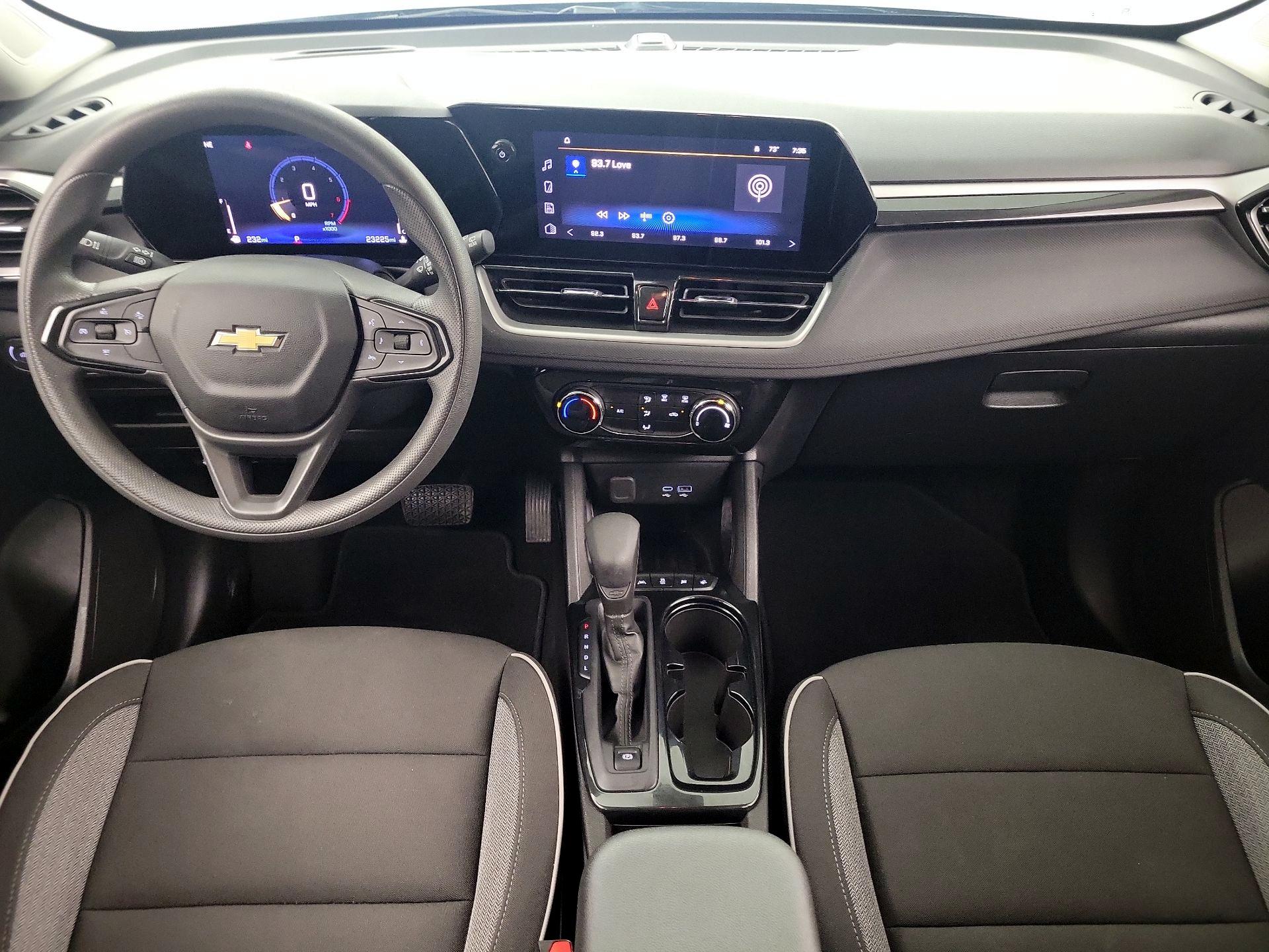 Thumbnail: 2025 Chevrolet TrailBlazer - 8