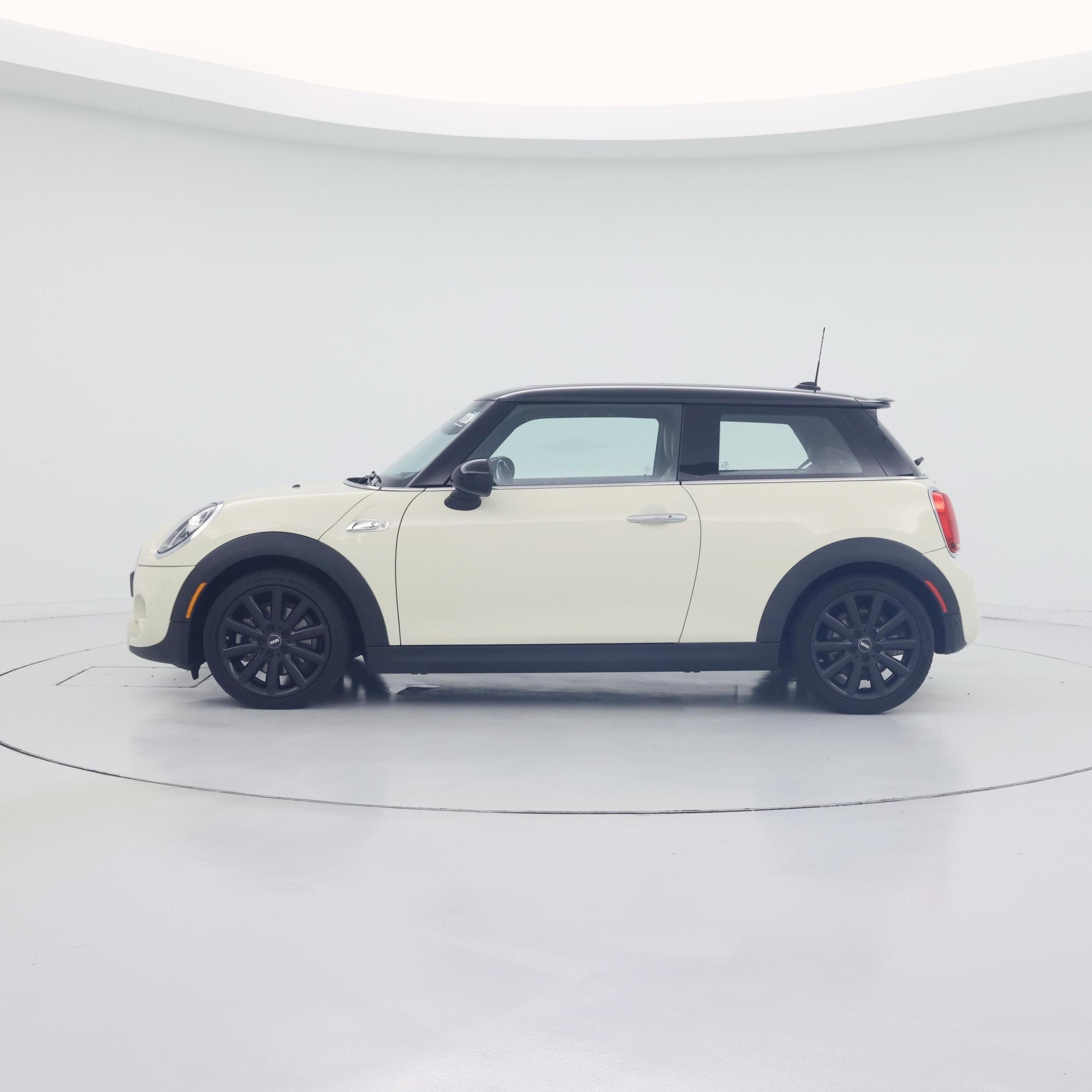 Thumbnail: 2019 MINI Cooper Hardtop - 3