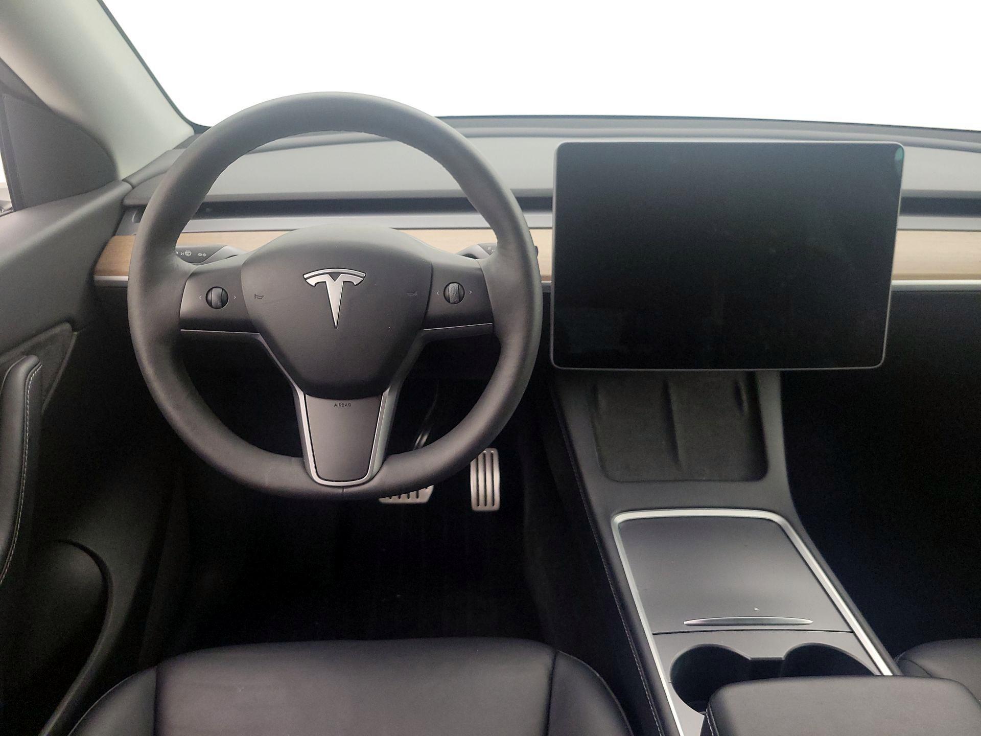 Thumbnail: 2022 Tesla Model Y - 10