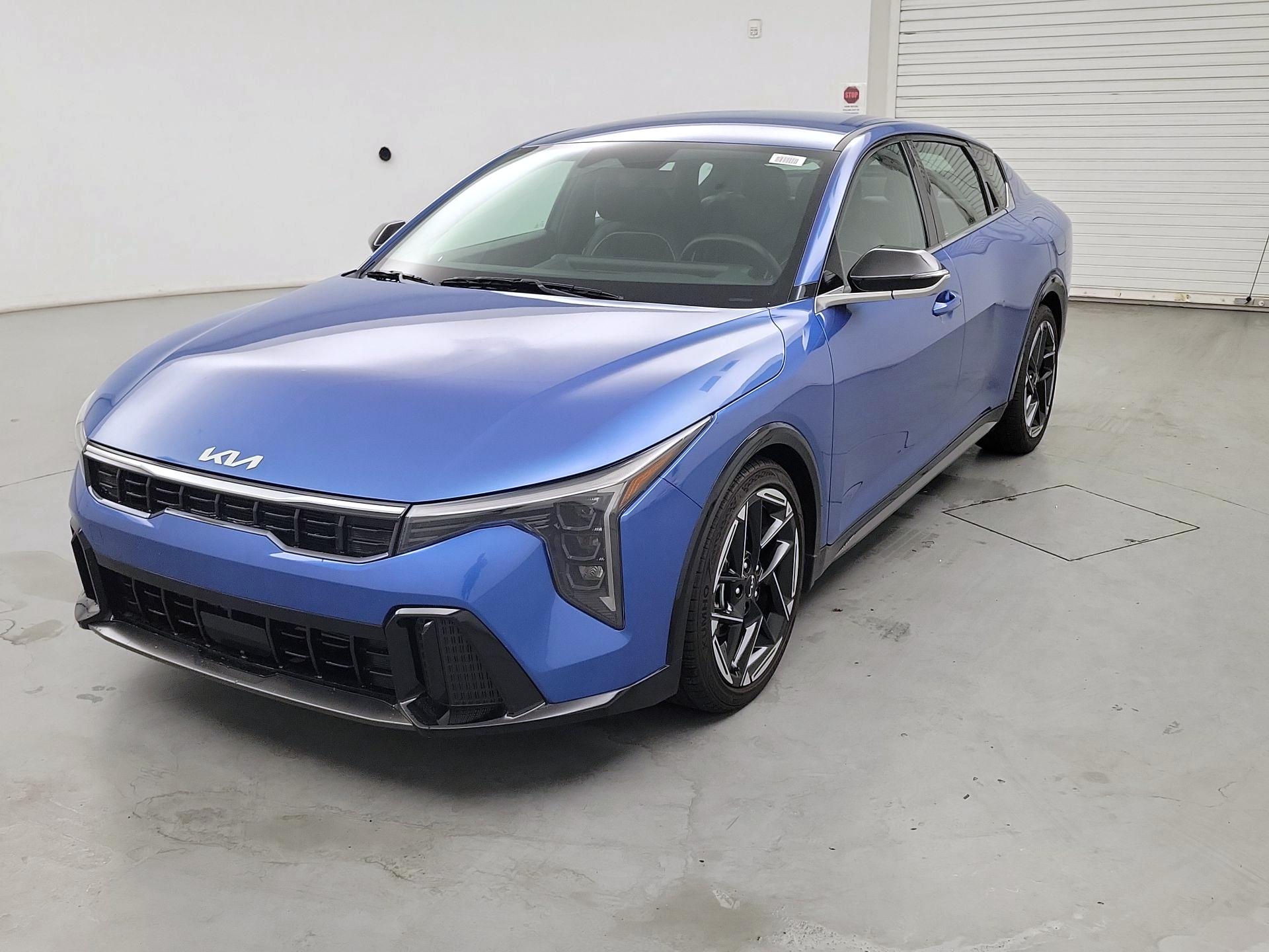 Thumbnail: 2025 Kia K4 - 3