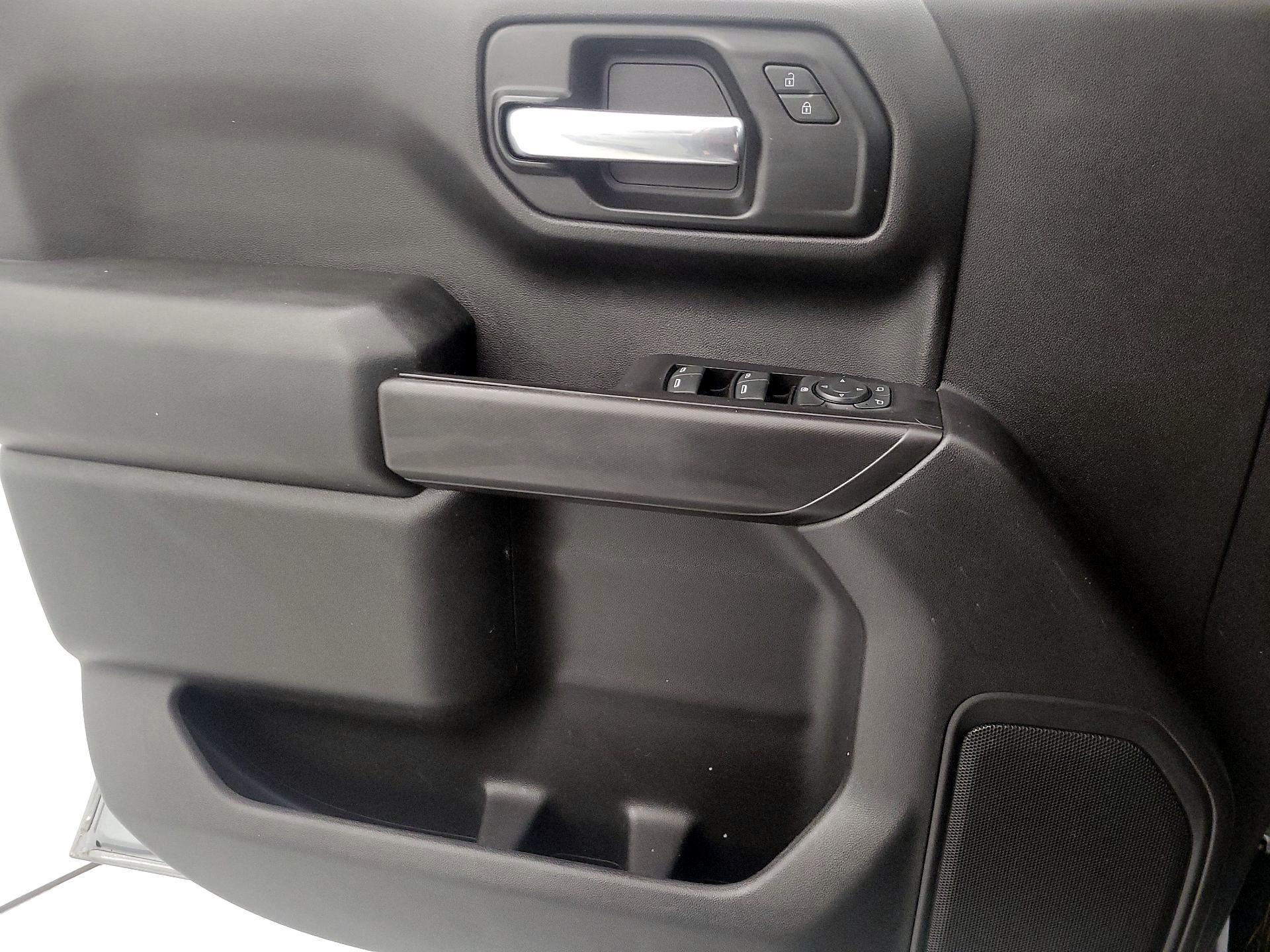 Thumbnail: 2019 Chevrolet Silverado 1500 - 12