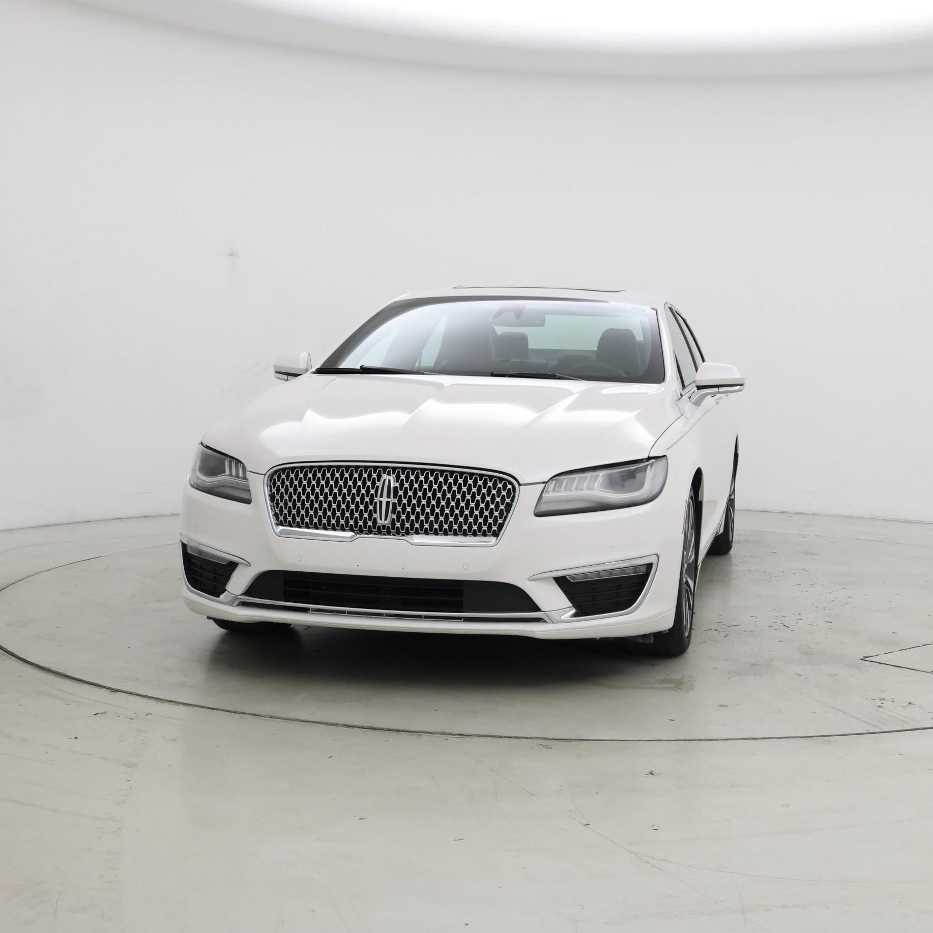 Thumbnail: 2020 Lincoln MKZ - 5