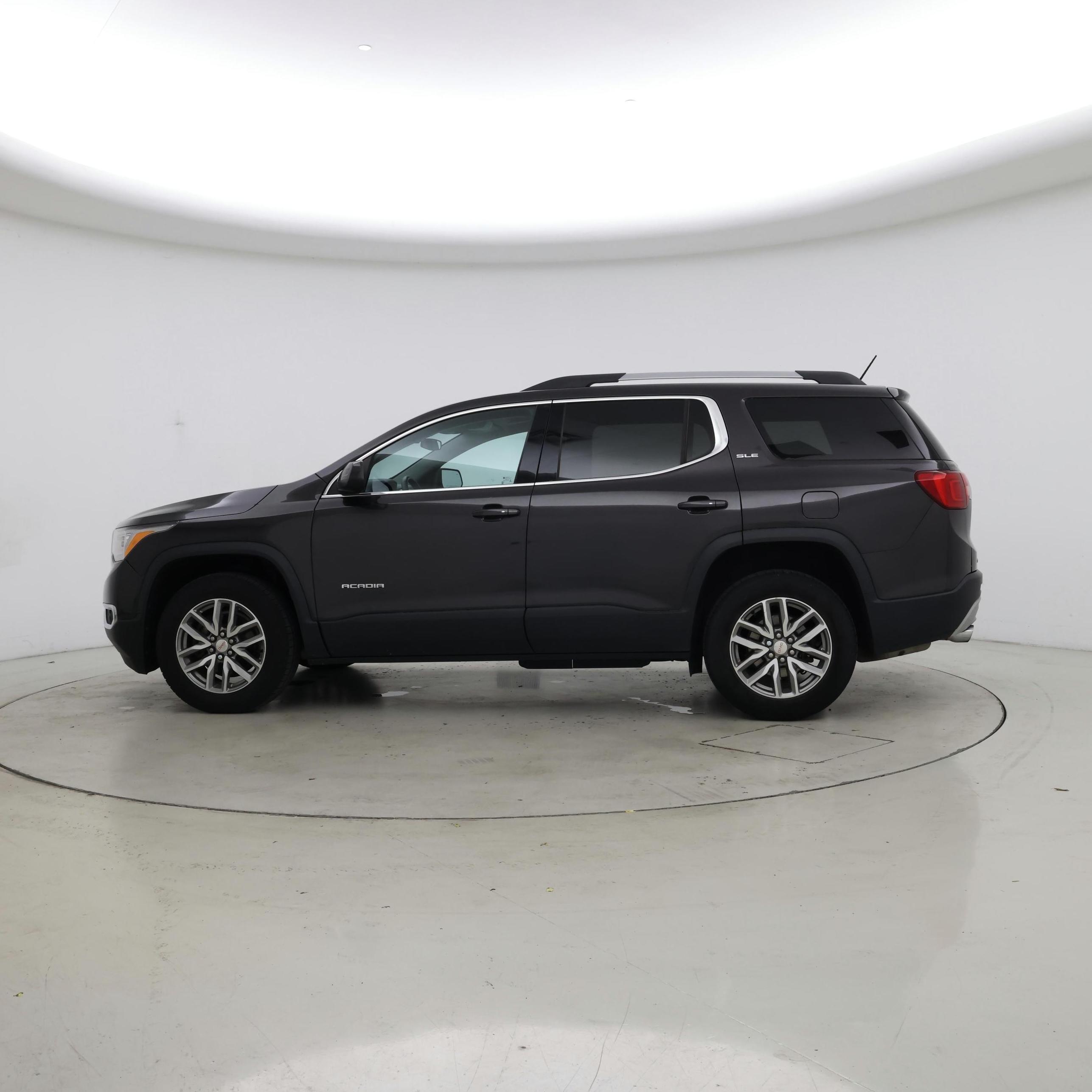 Thumbnail: 2018 GMC Acadia - 3