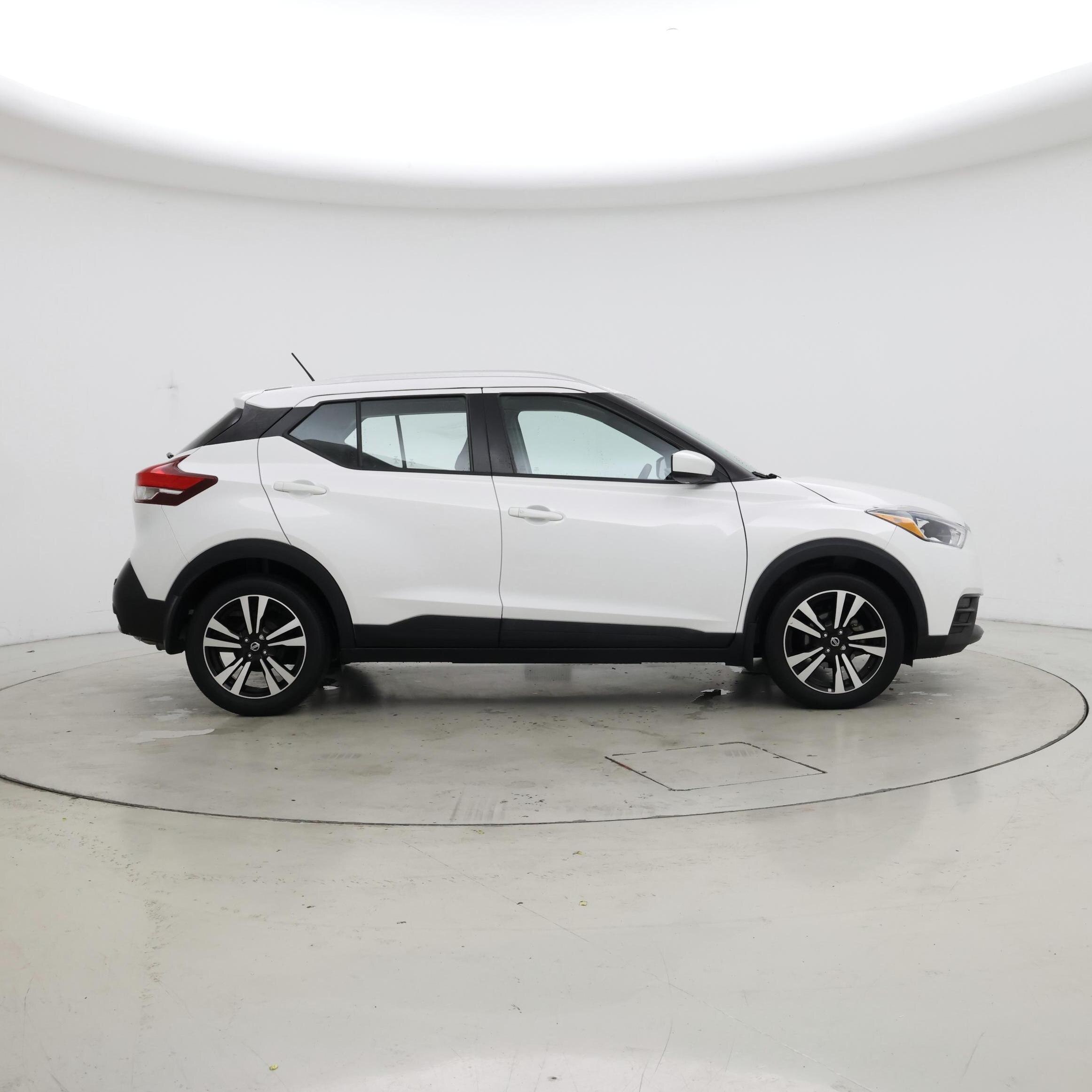 Thumbnail: 2020 Nissan Kicks - 7