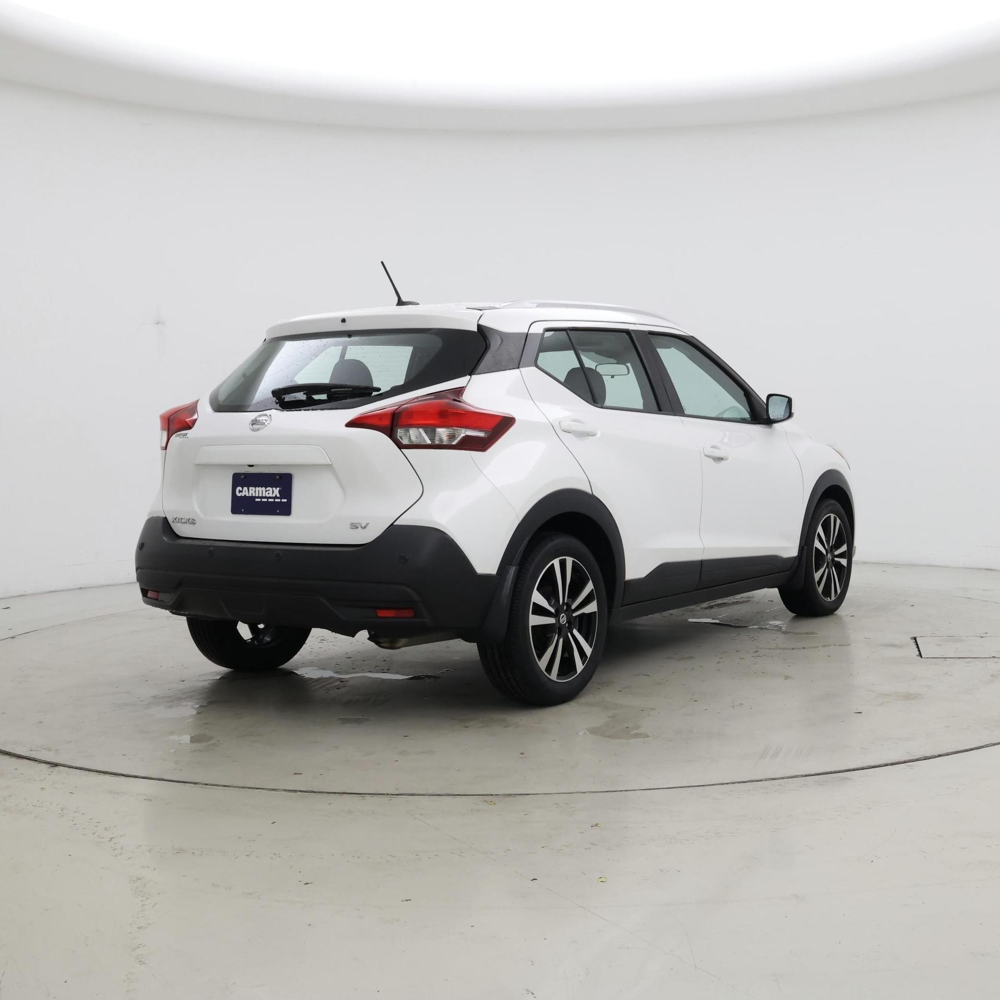 Thumbnail: 2020 Nissan Kicks - 8