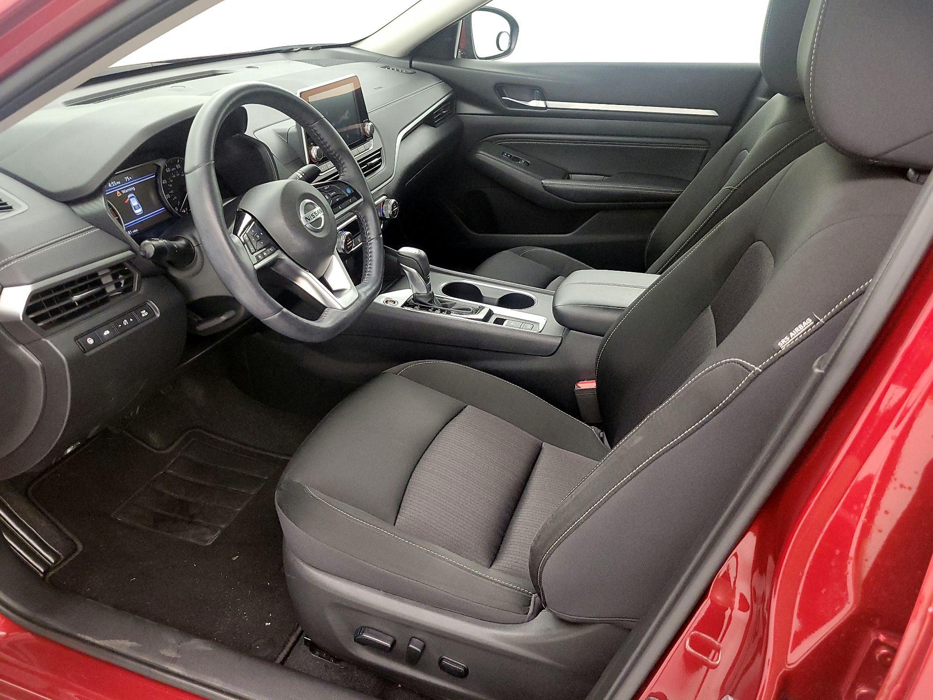 Thumbnail: 2019 Nissan Altima - 11