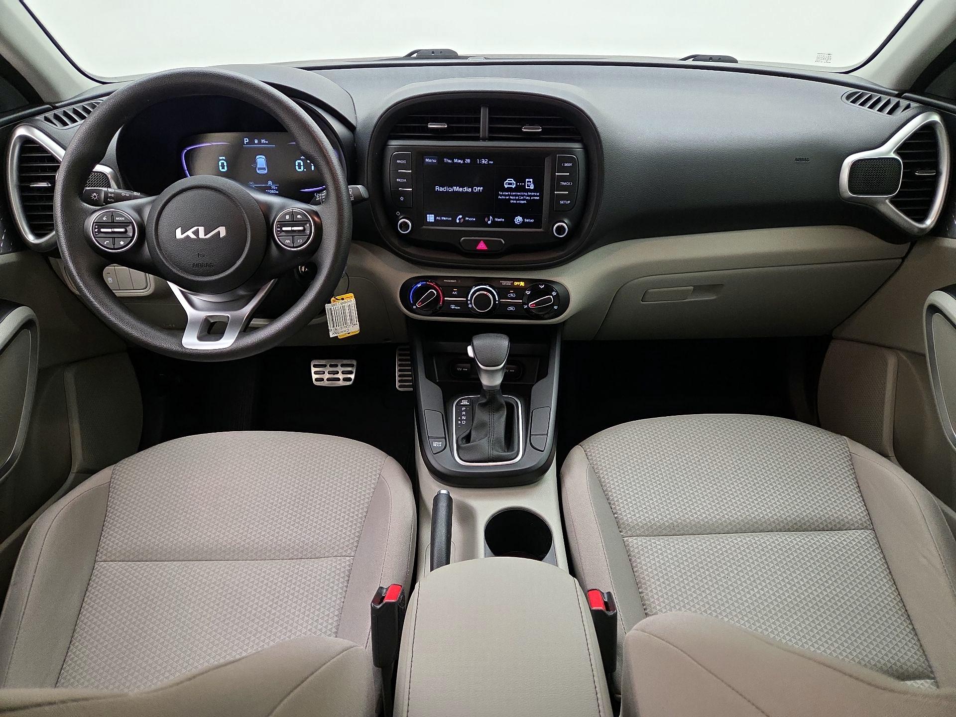 Thumbnail: 2023 Kia Soul - 9