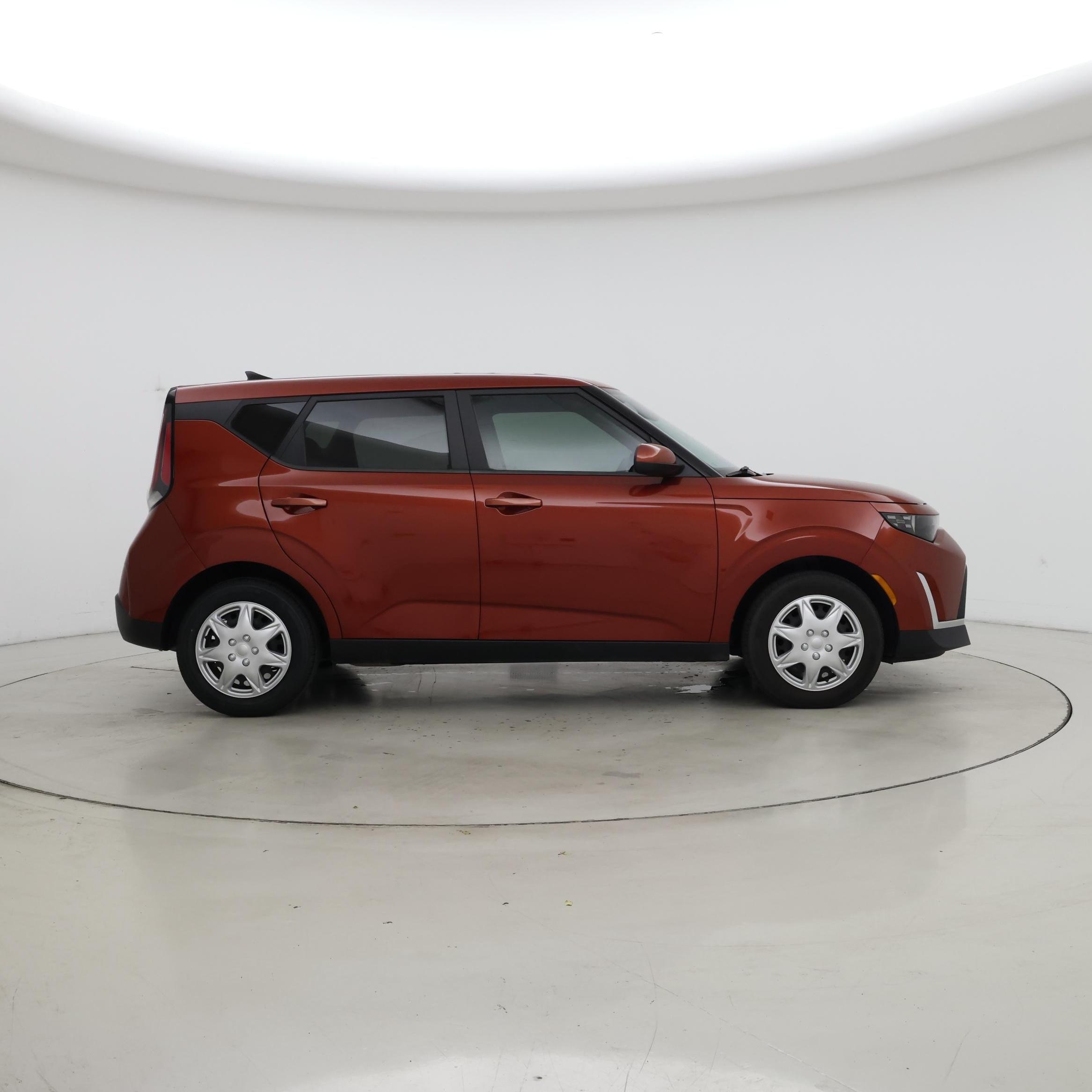 Thumbnail: 2023 Kia Soul - 7