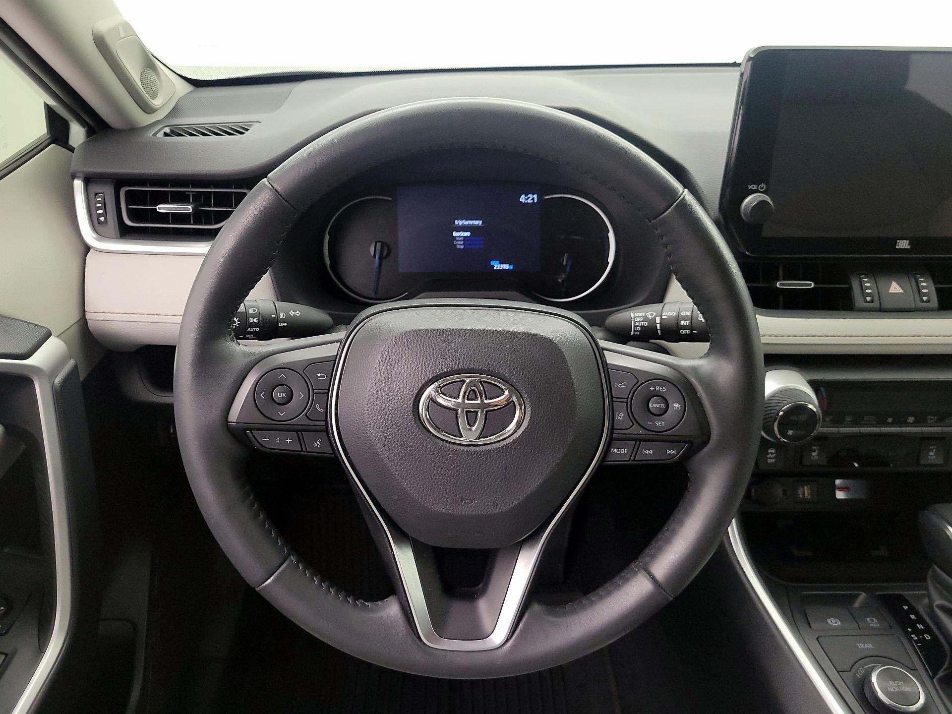 Thumbnail: 2024 Toyota RAV4 - 10