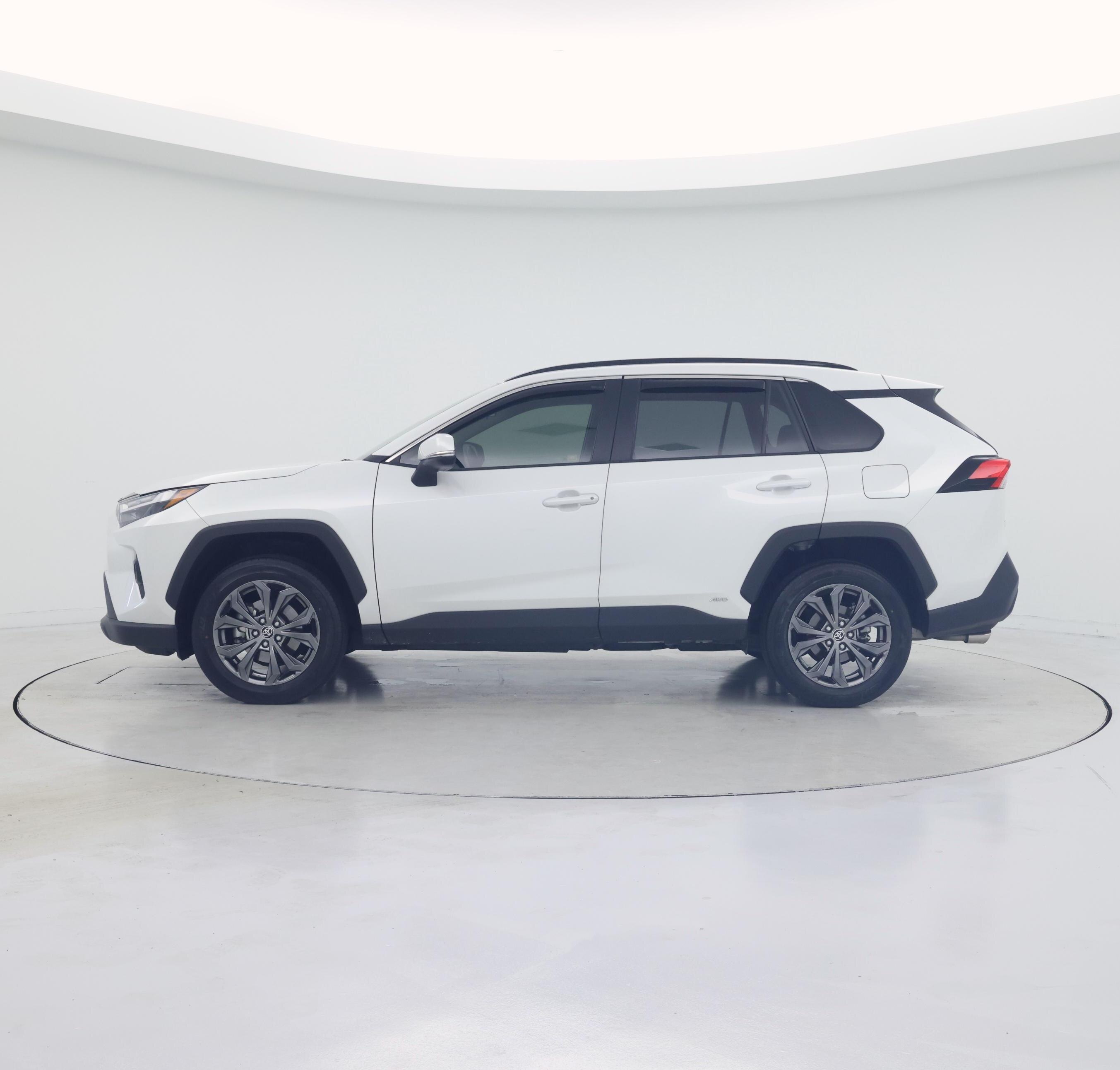 Thumbnail: 2024 Toyota RAV4 - 3