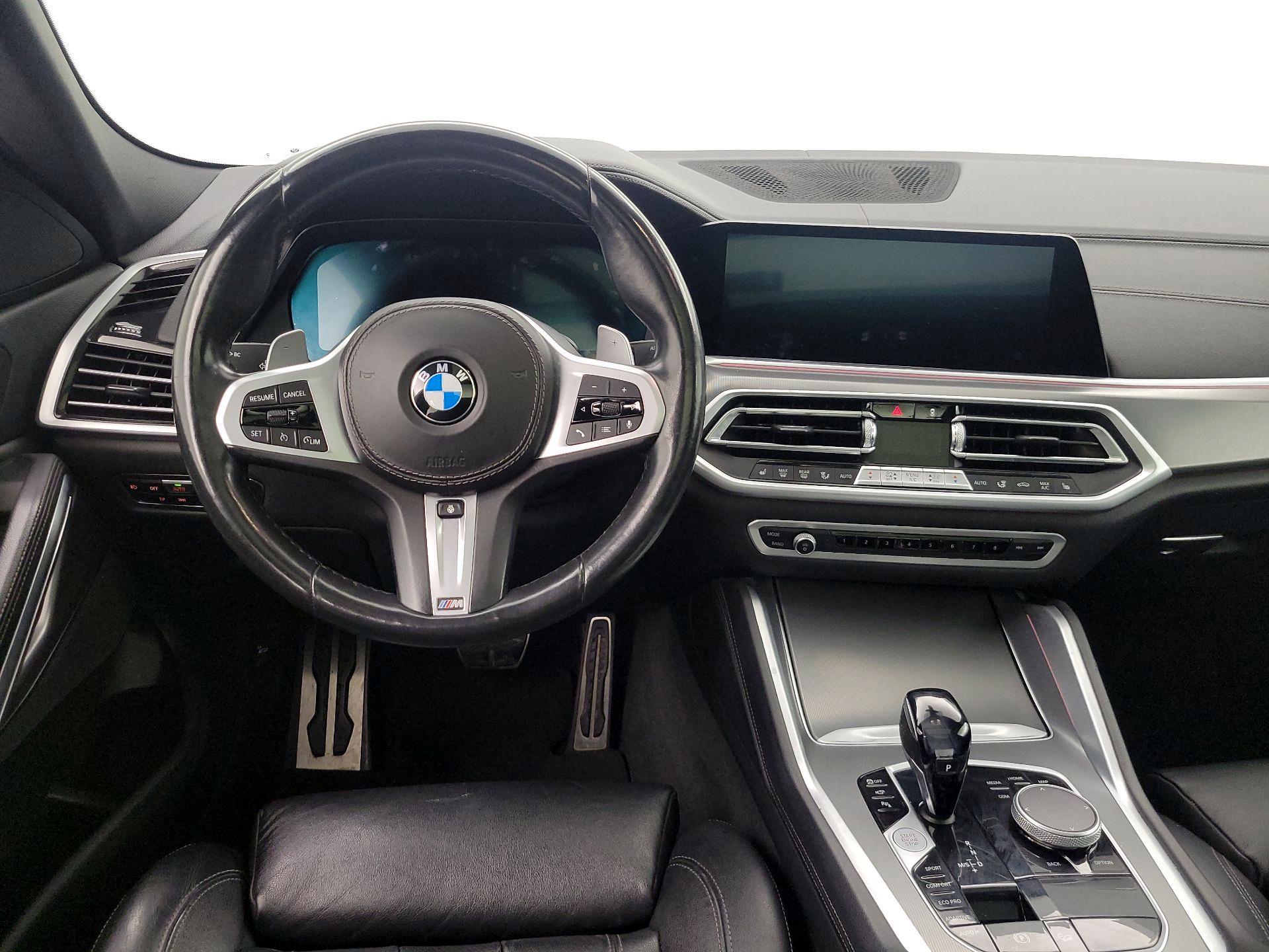 Thumbnail: 2021 BMW X6 - 10