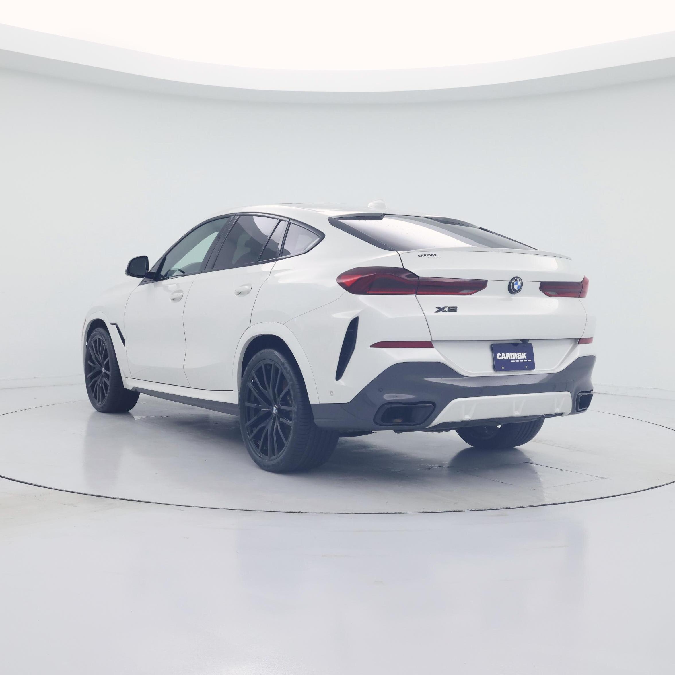 Thumbnail: 2021 BMW X6 - 2