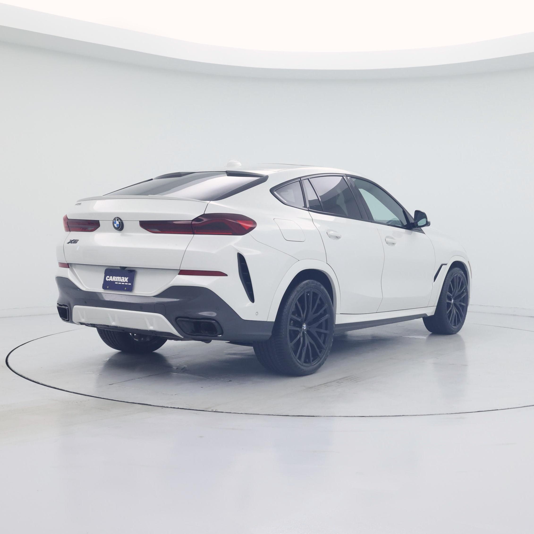 Thumbnail: 2021 BMW X6 - 8