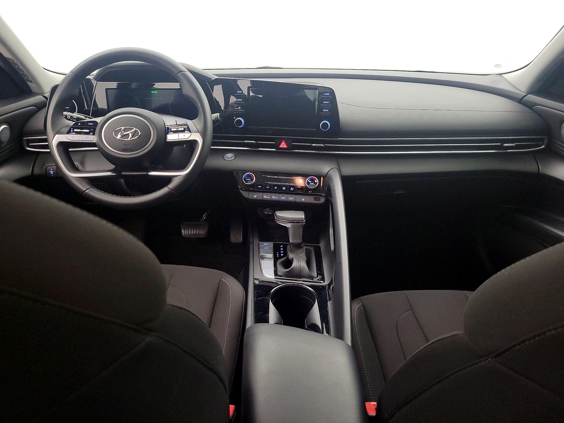 Thumbnail: 2021 Hyundai Elantra - 9