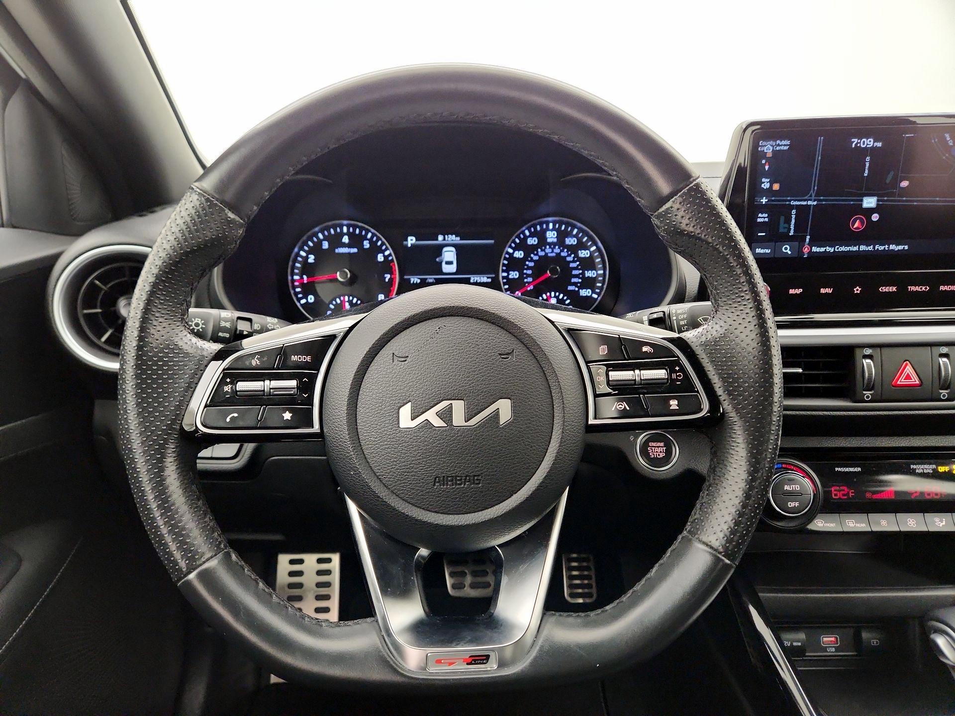 Thumbnail: 2024 Kia Forte - 10