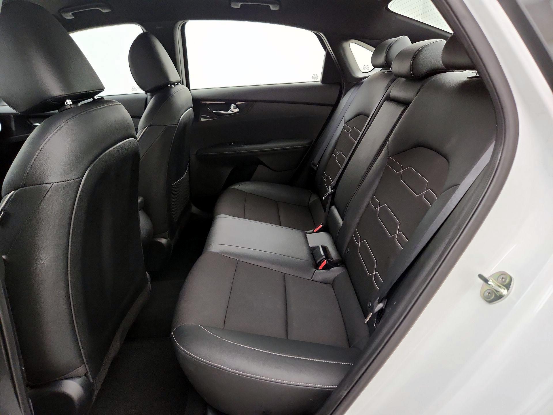 Thumbnail: 2024 Kia Forte - 20