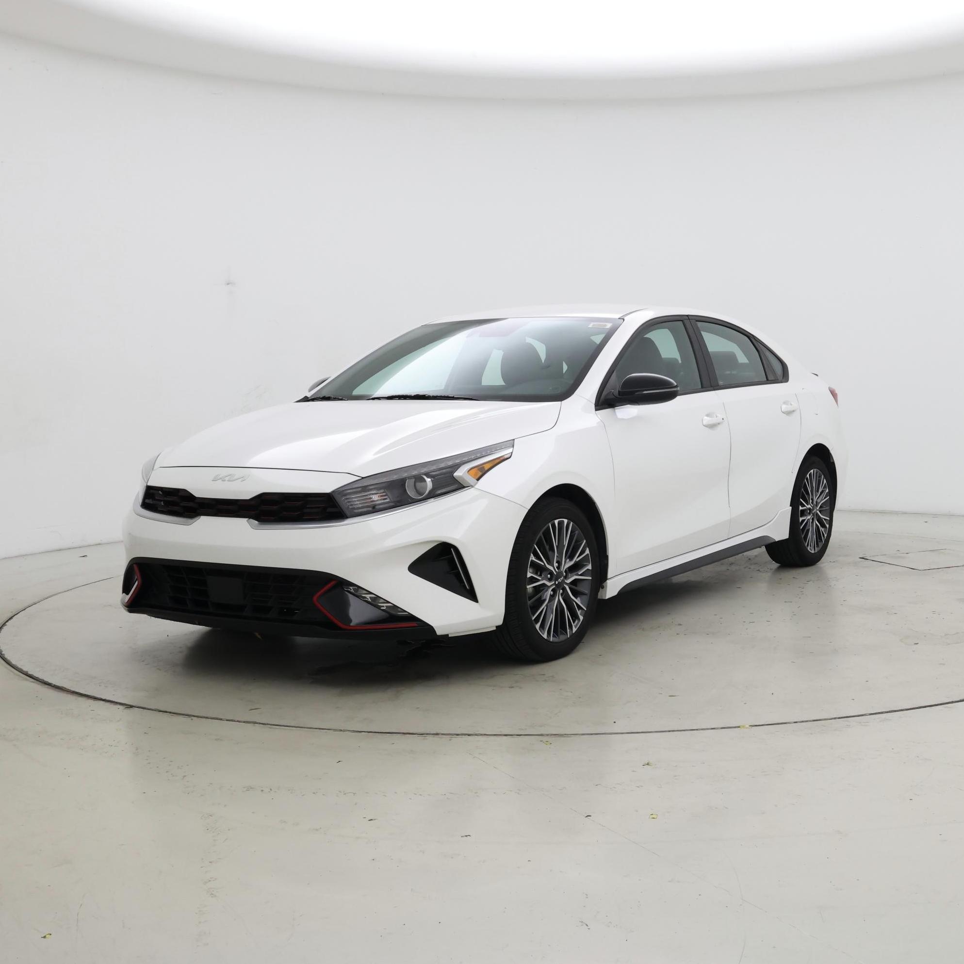 Thumbnail: 2024 Kia Forte - 4