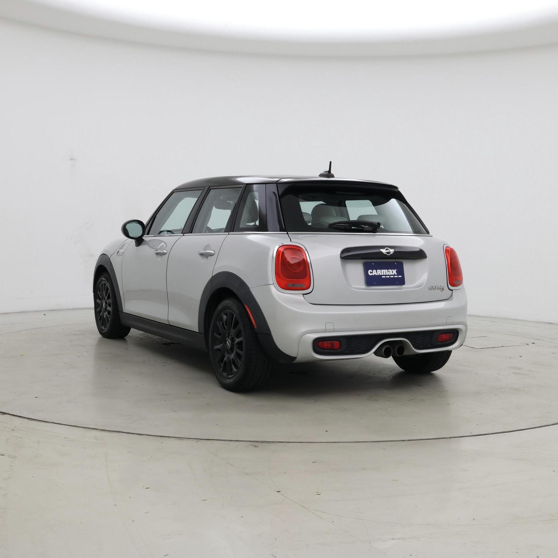 Thumbnail: 2015 MINI Cooper Hardtop - 2