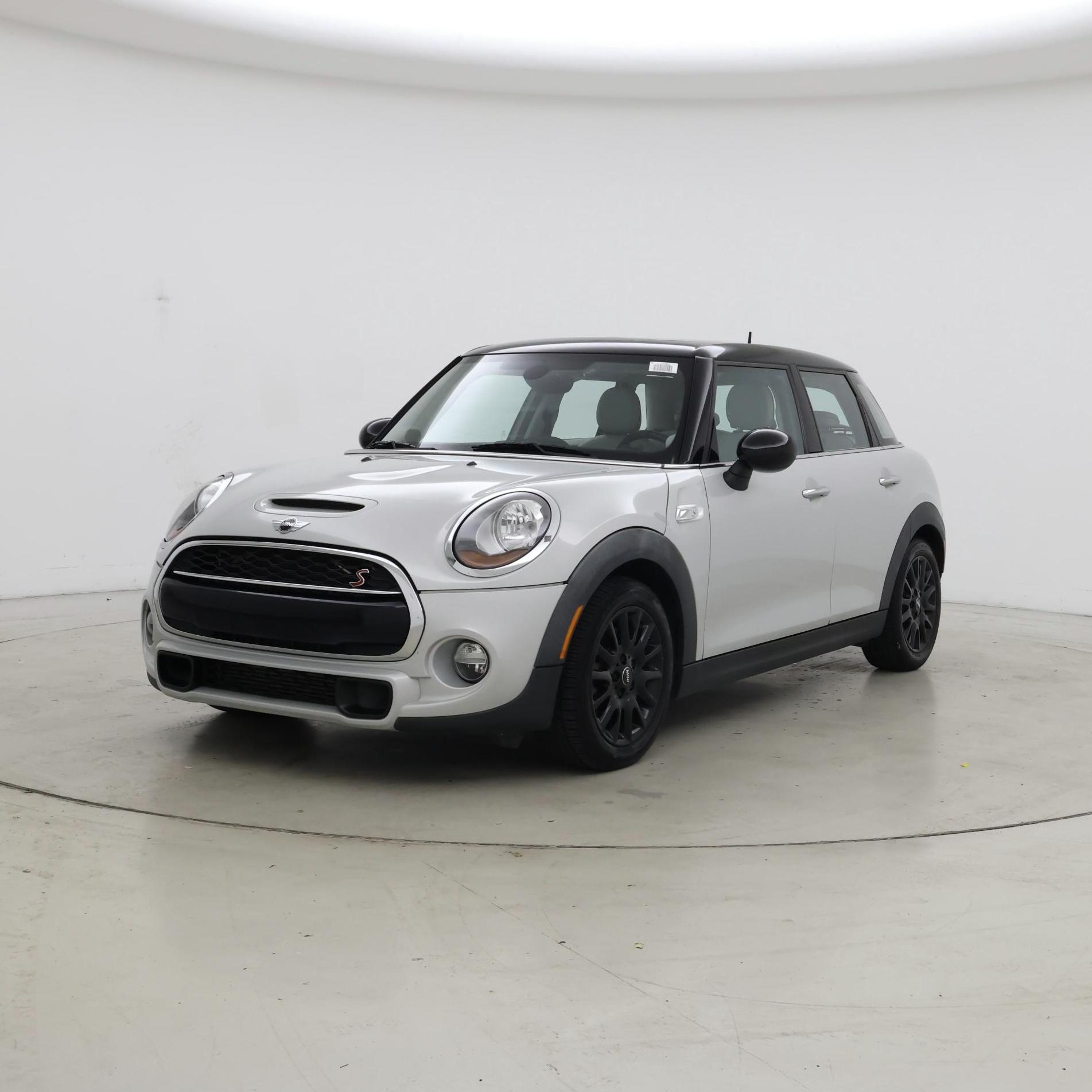 Thumbnail: 2015 MINI Cooper Hardtop - 4