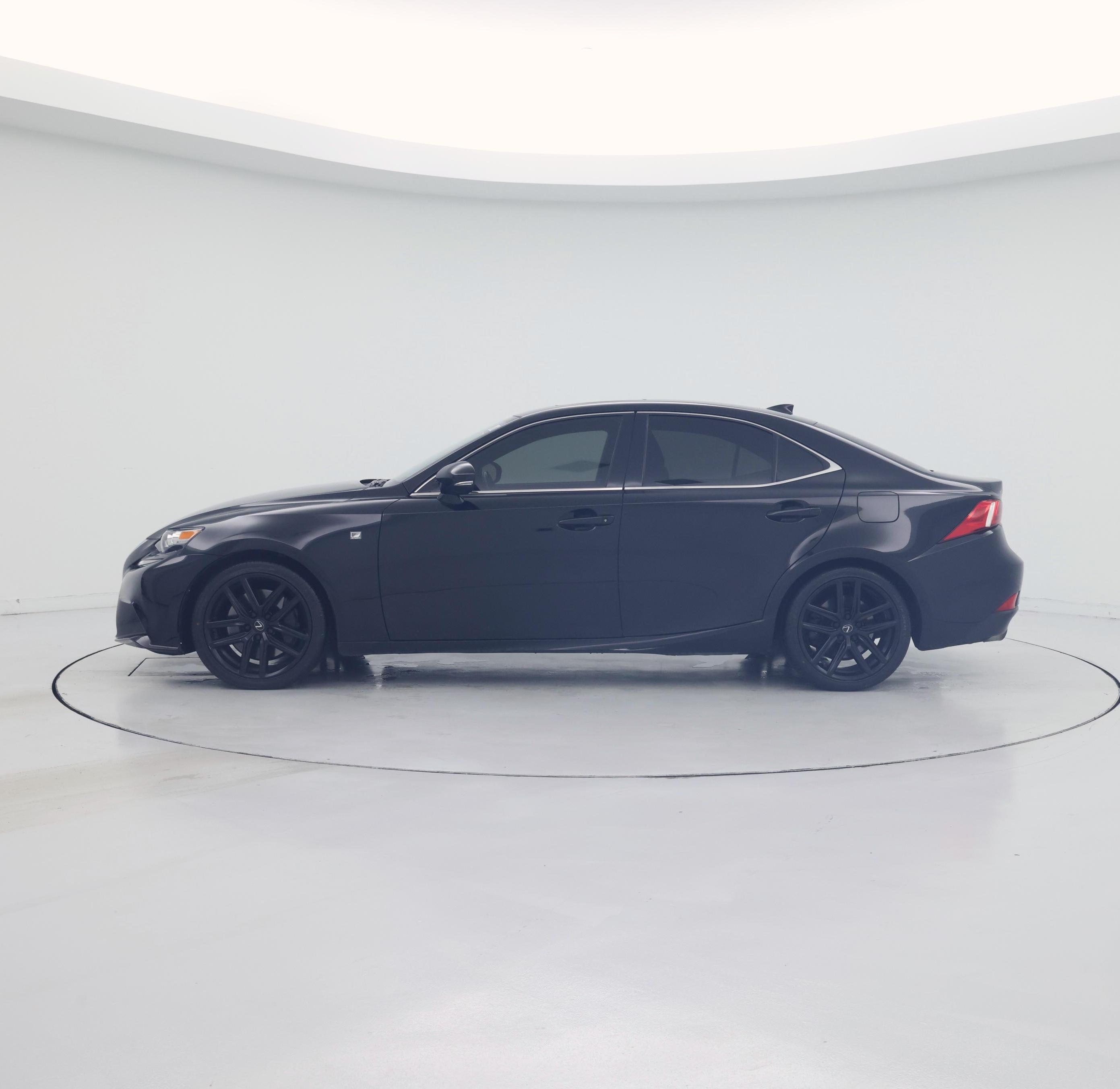 Thumbnail: 2016 Lexus IS - 3