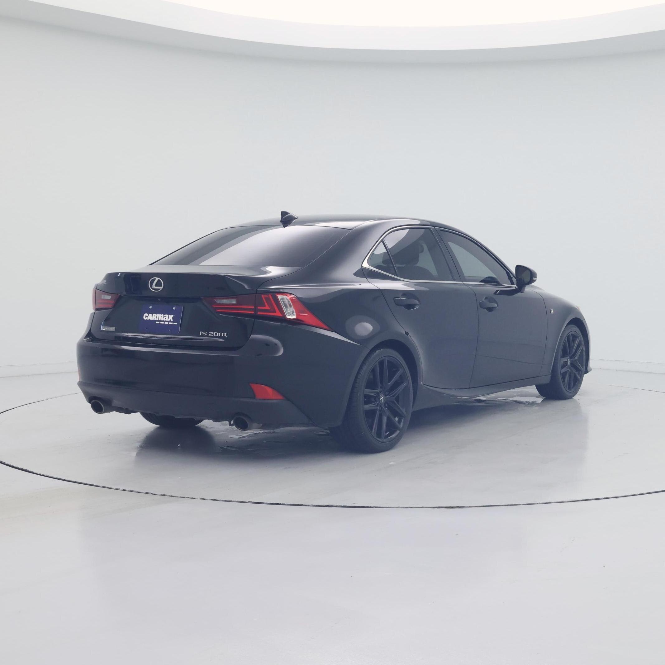 Thumbnail: 2016 Lexus IS - 8