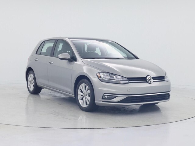 Silver 2018 Volkswagen Golf TSI SE 4-Door FWD Hatchback Front-Wheel Drive Automatic