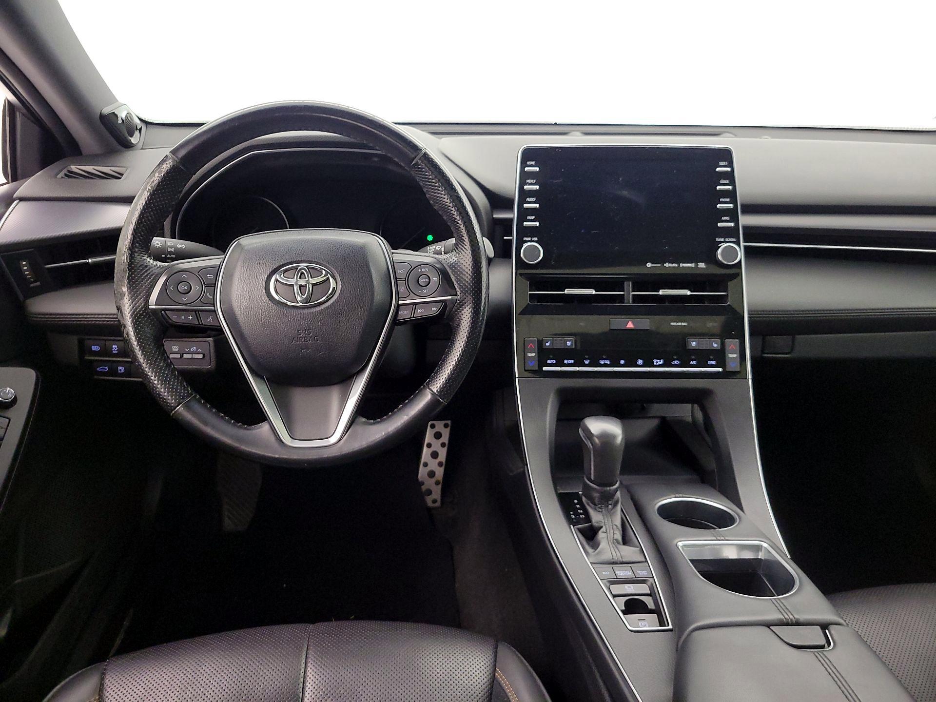 Thumbnail: 2019 Toyota Avalon - 10