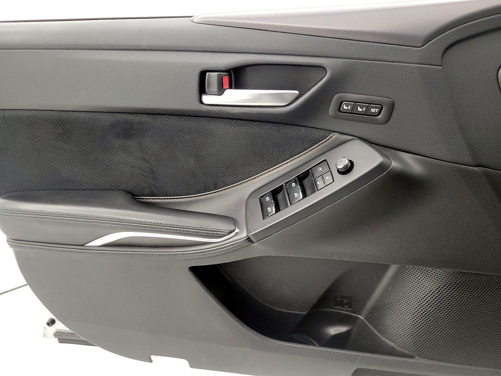 Thumbnail: 2019 Toyota Avalon - 12