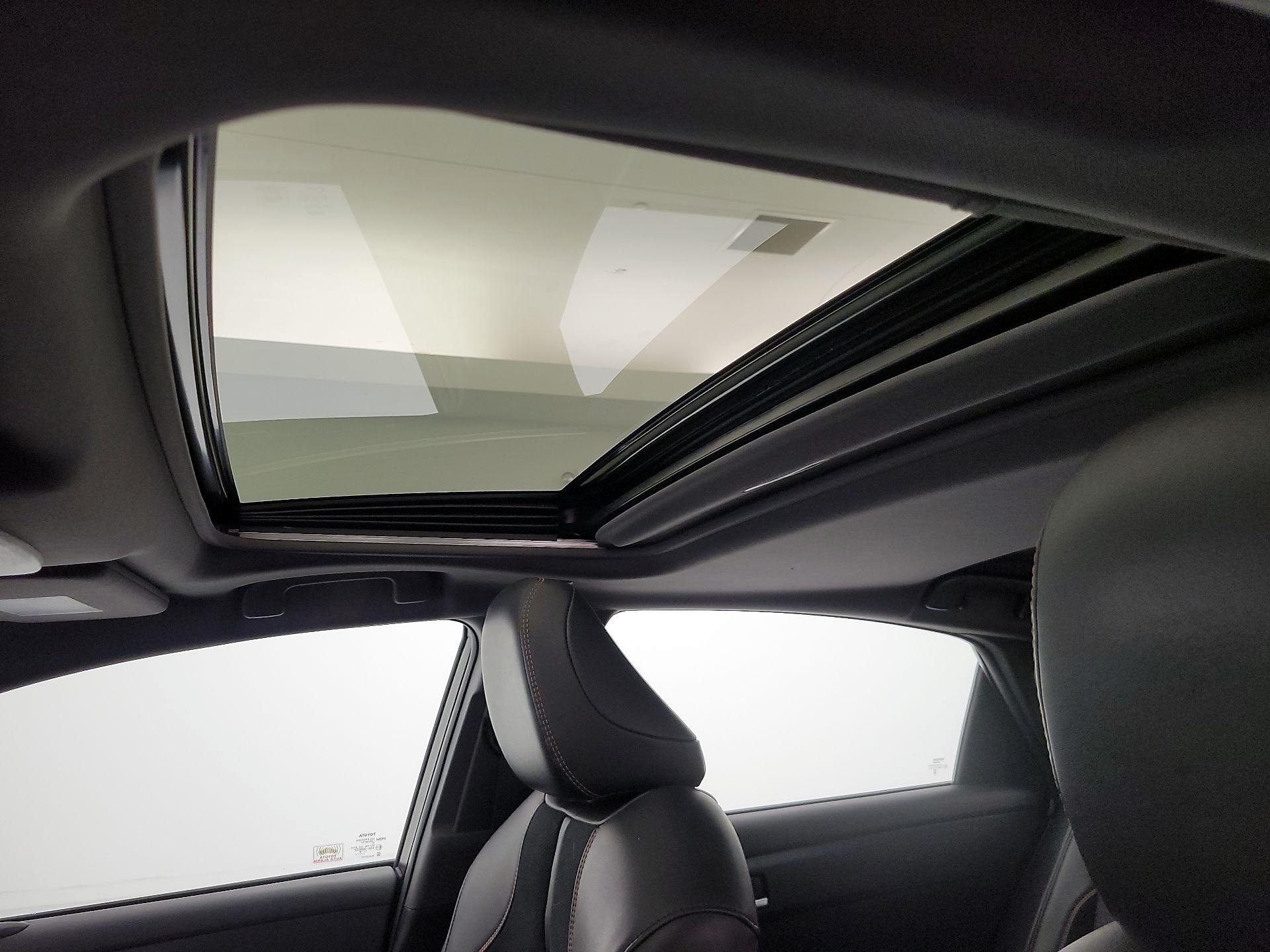 Thumbnail: 2019 Toyota Avalon - 20