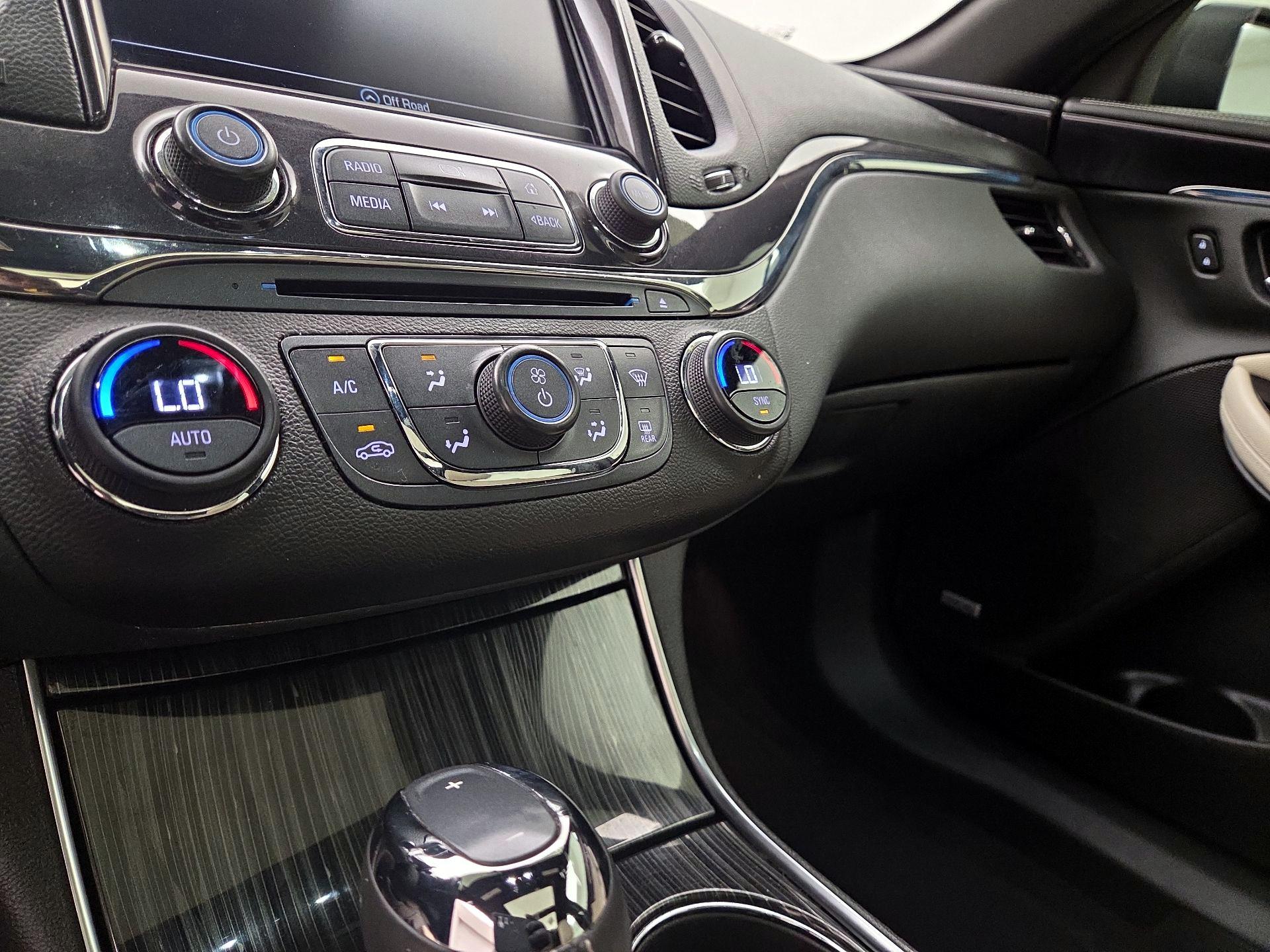 Thumbnail: 2018 Chevrolet Impala - 17