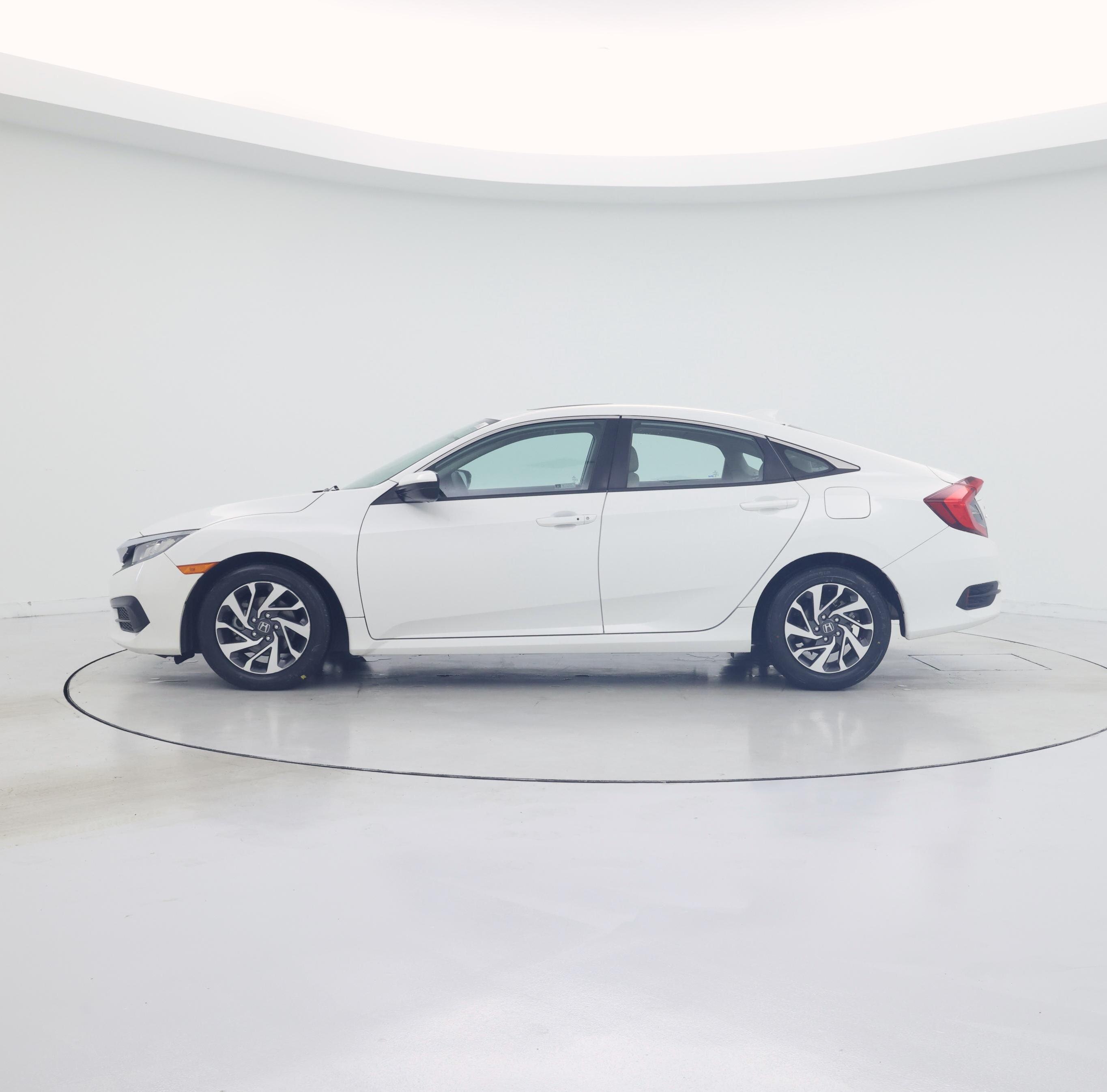 Thumbnail: 2018 Honda Civic - 3
