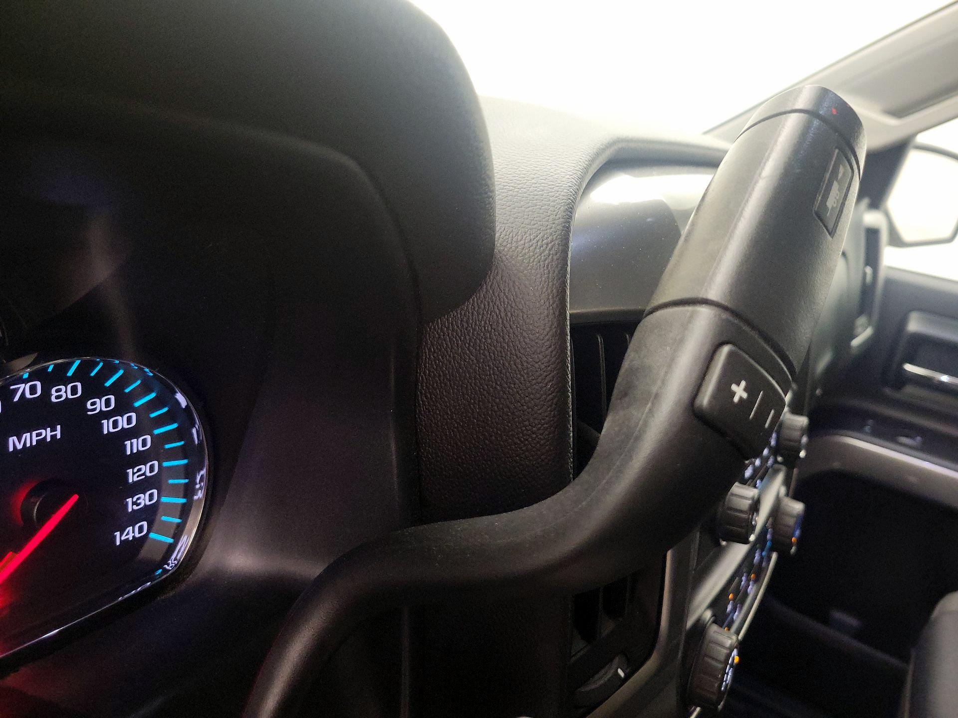 Thumbnail: 2015 Chevrolet Silverado 1500 - 16