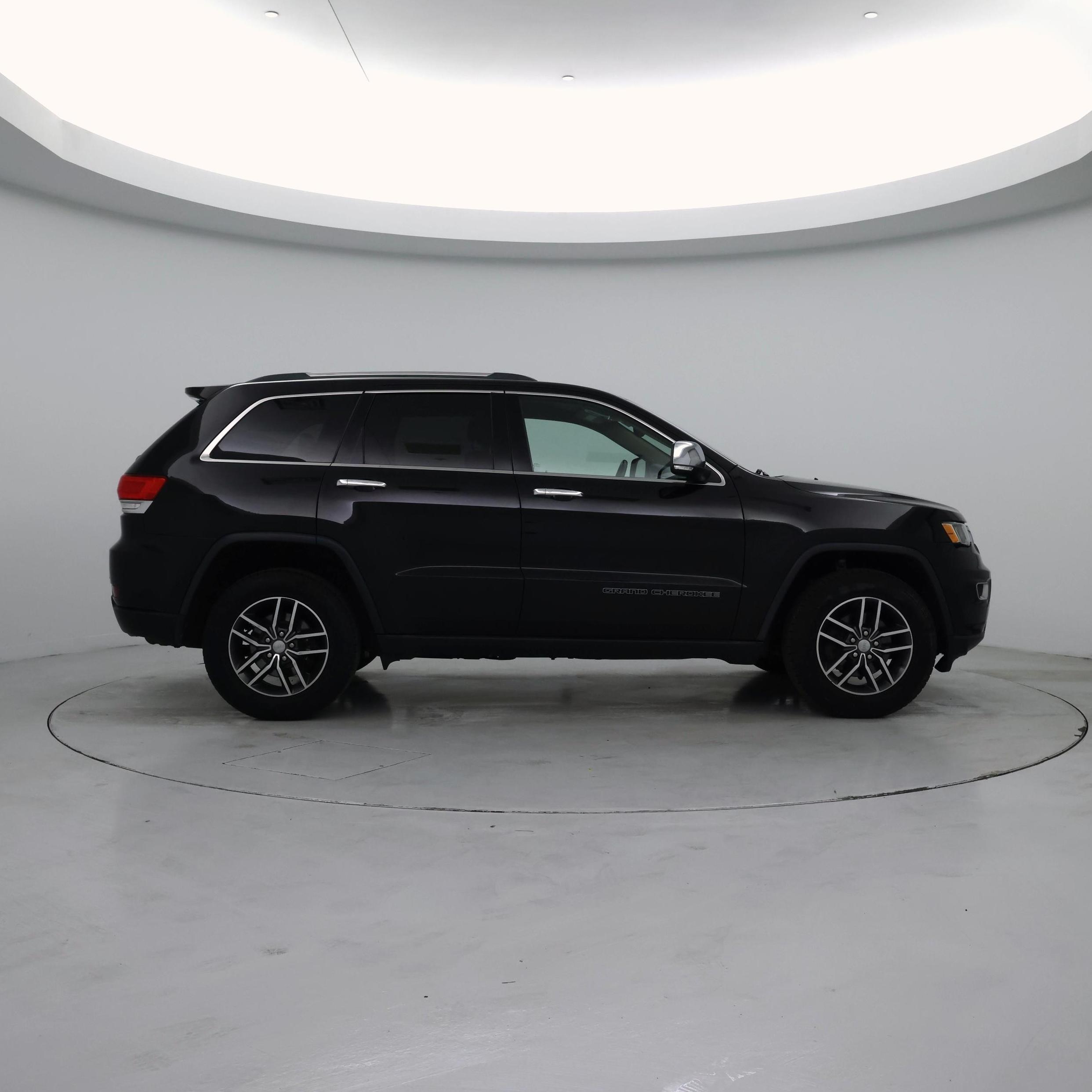 Thumbnail: 2018 Jeep Grand Cherokee - 7