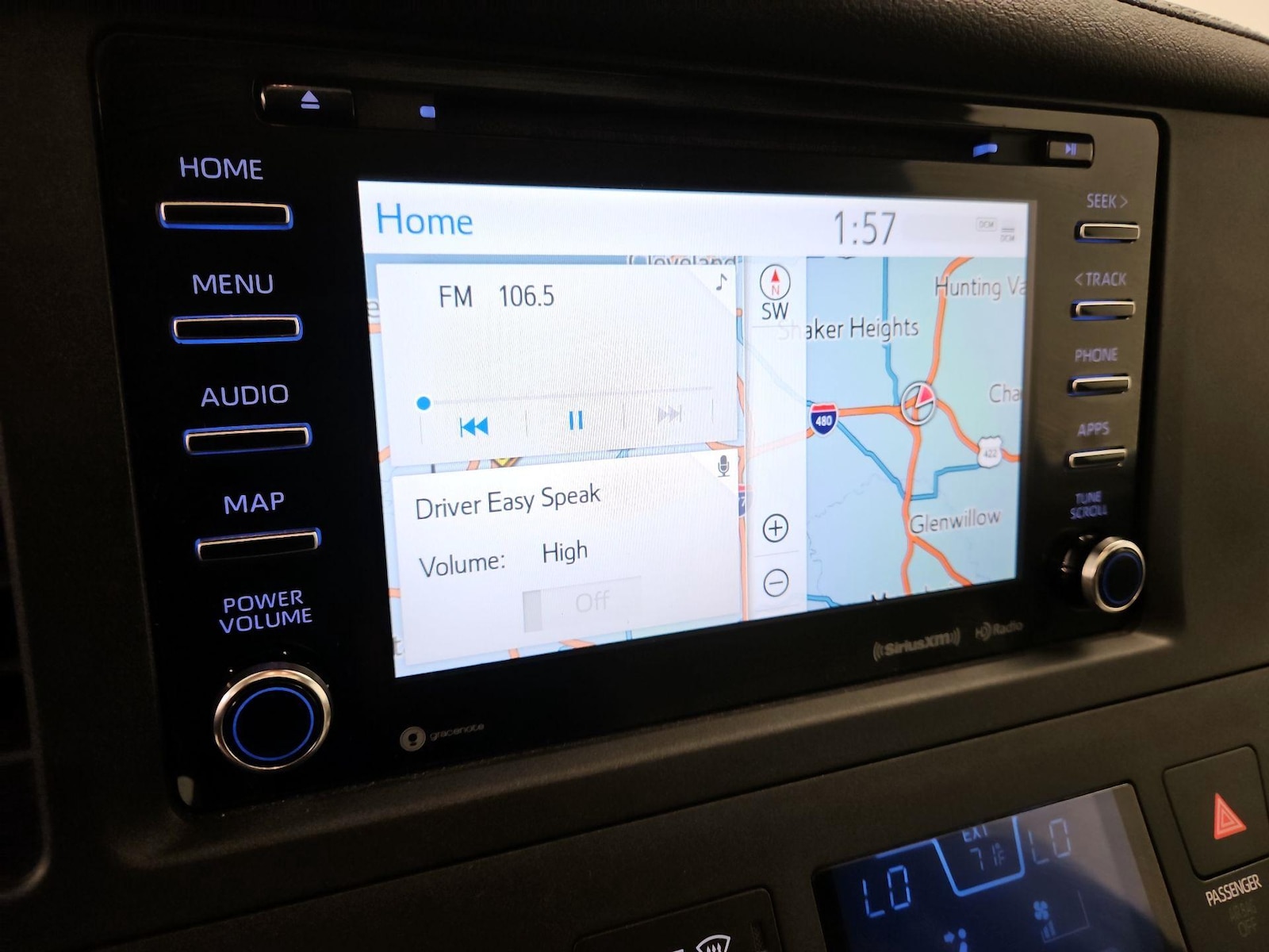 2019 Toyota Sienna XLE - Photo 17