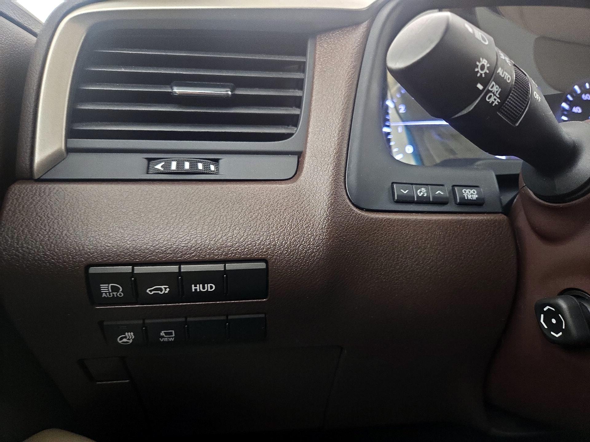 Thumbnail: 2019 Lexus RX - 13
