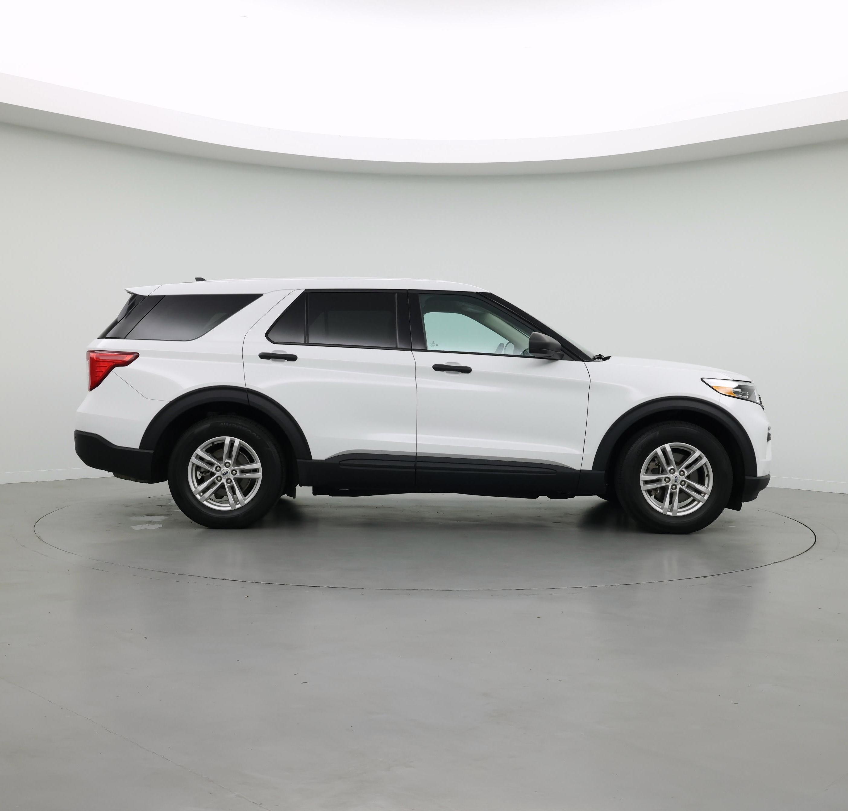 Thumbnail: 2023 Ford Explorer - 7
