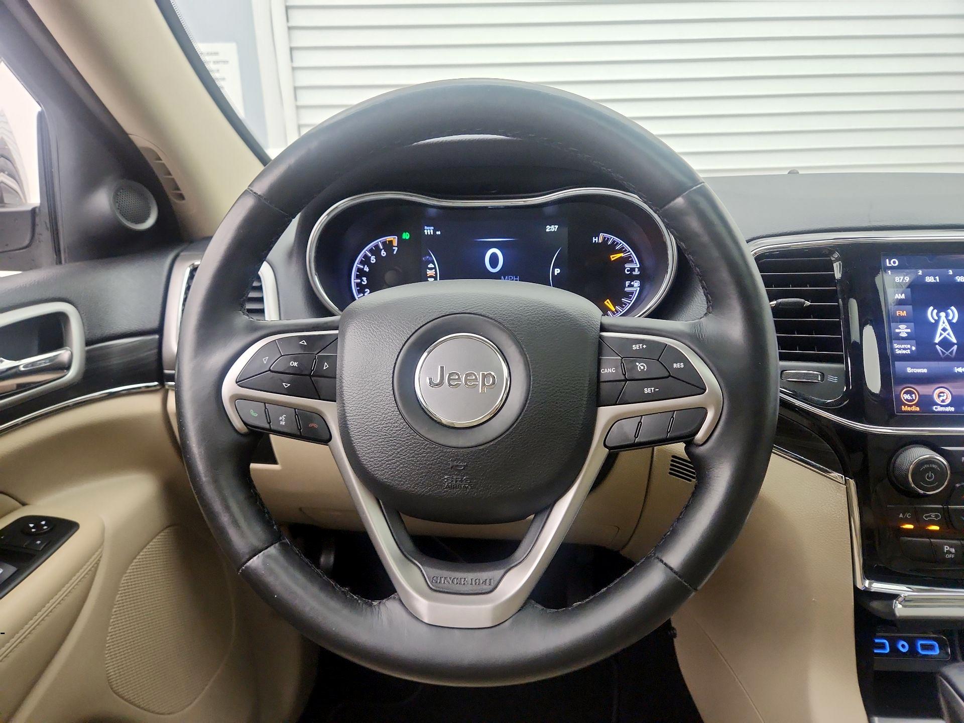 Thumbnail: 2020 Jeep Grand Cherokee - 10