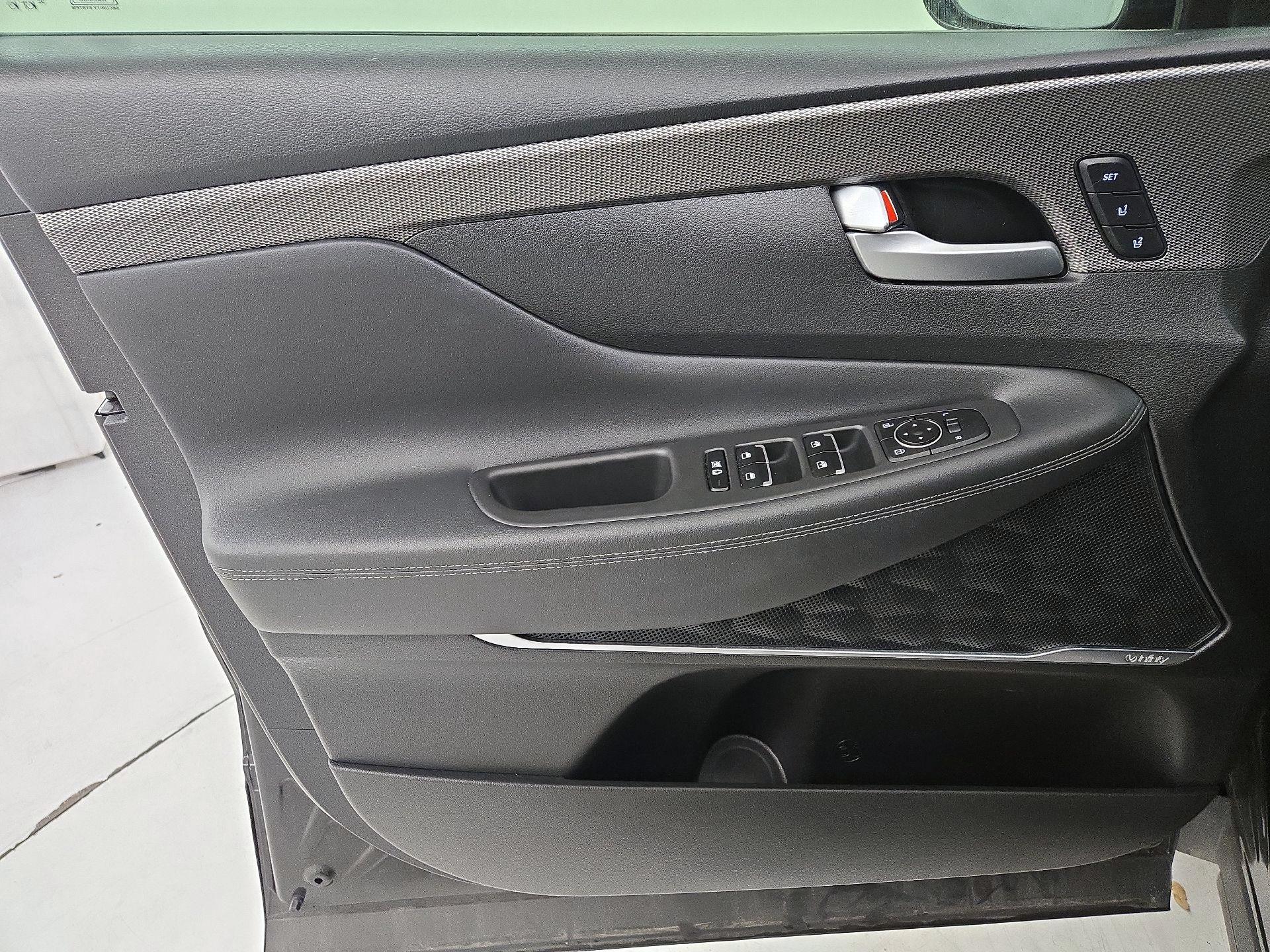 Thumbnail: 2020 Hyundai Santa Fe - 12