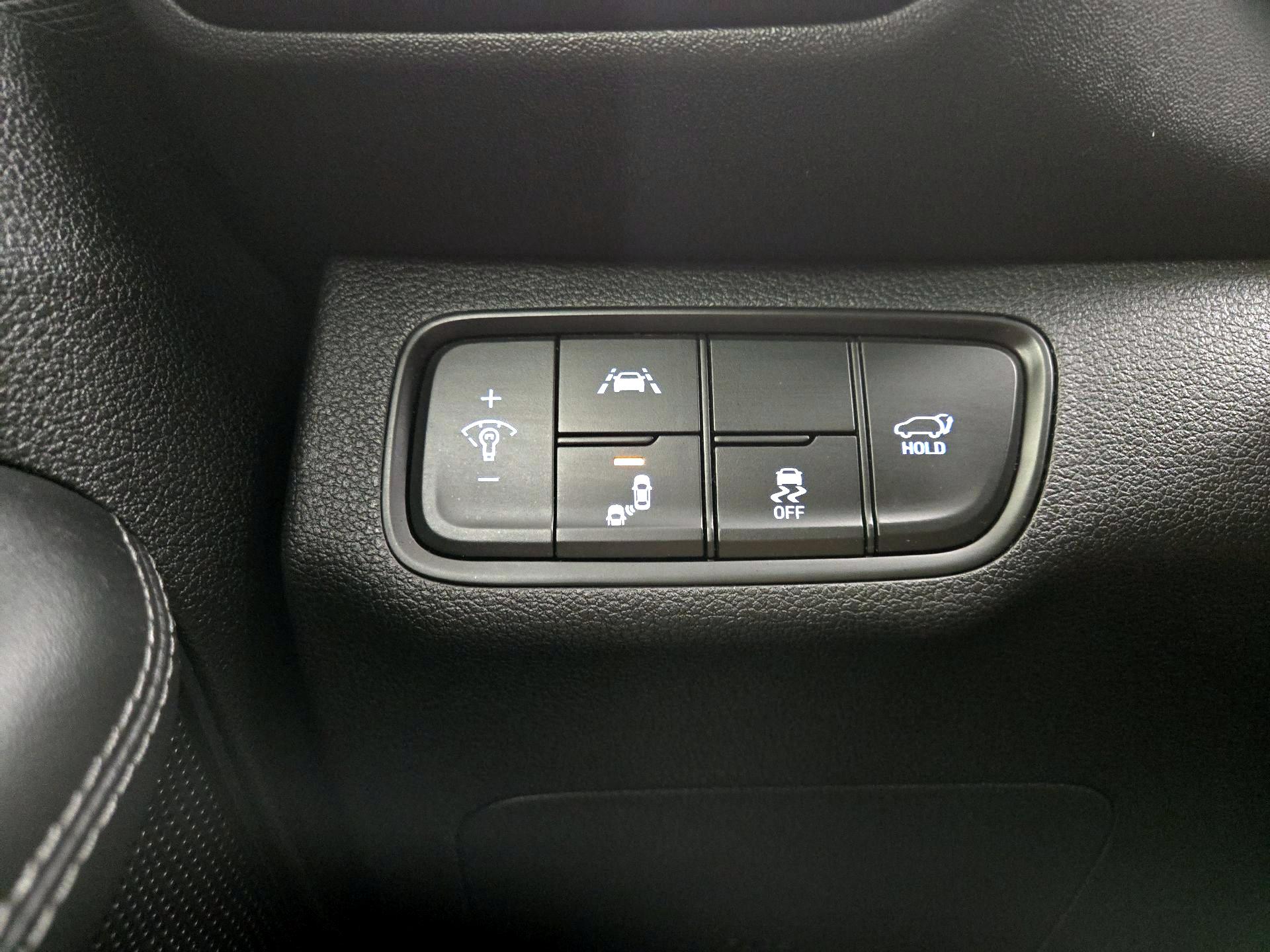 Thumbnail: 2020 Hyundai Santa Fe - 13