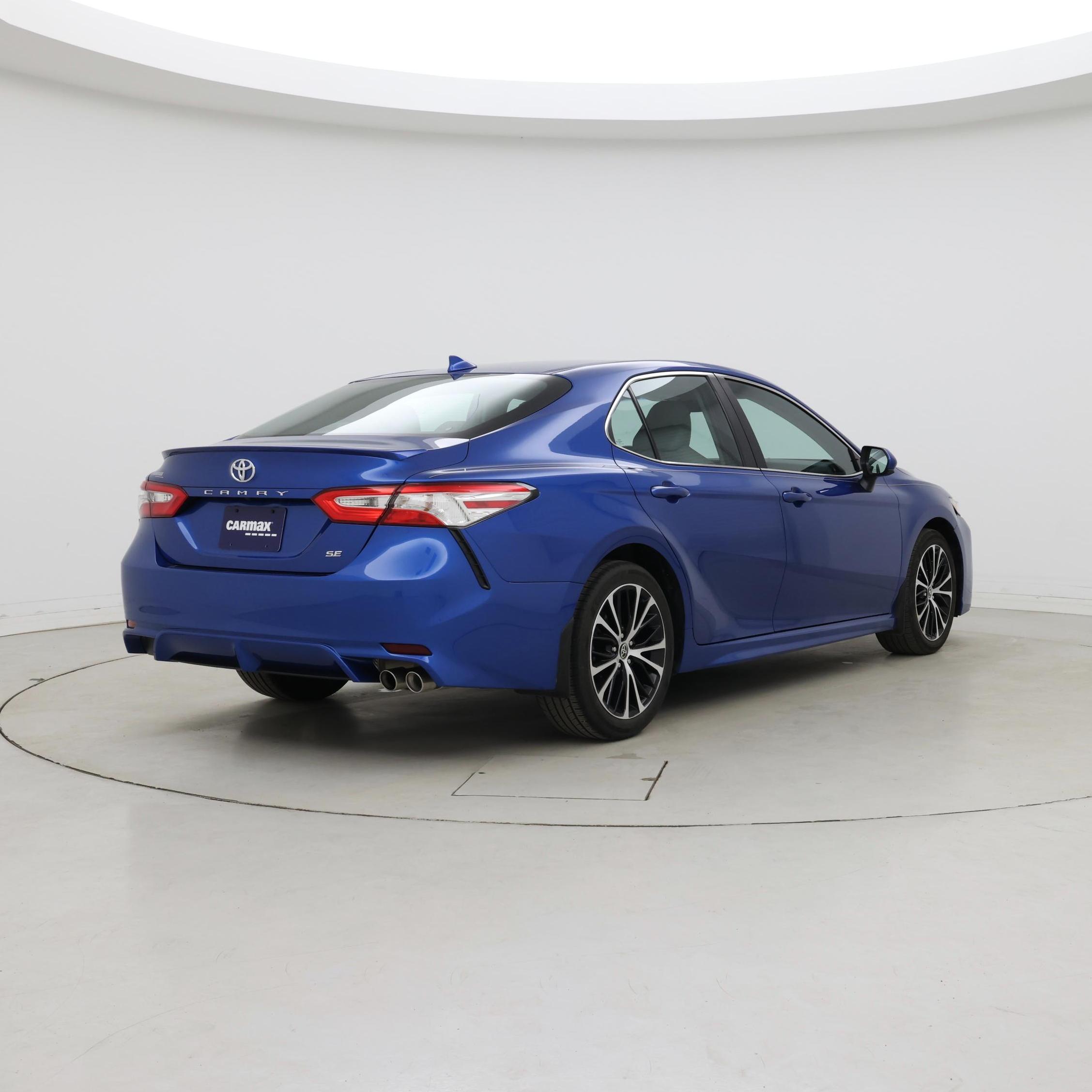 Thumbnail: 2020 Toyota Camry - 8