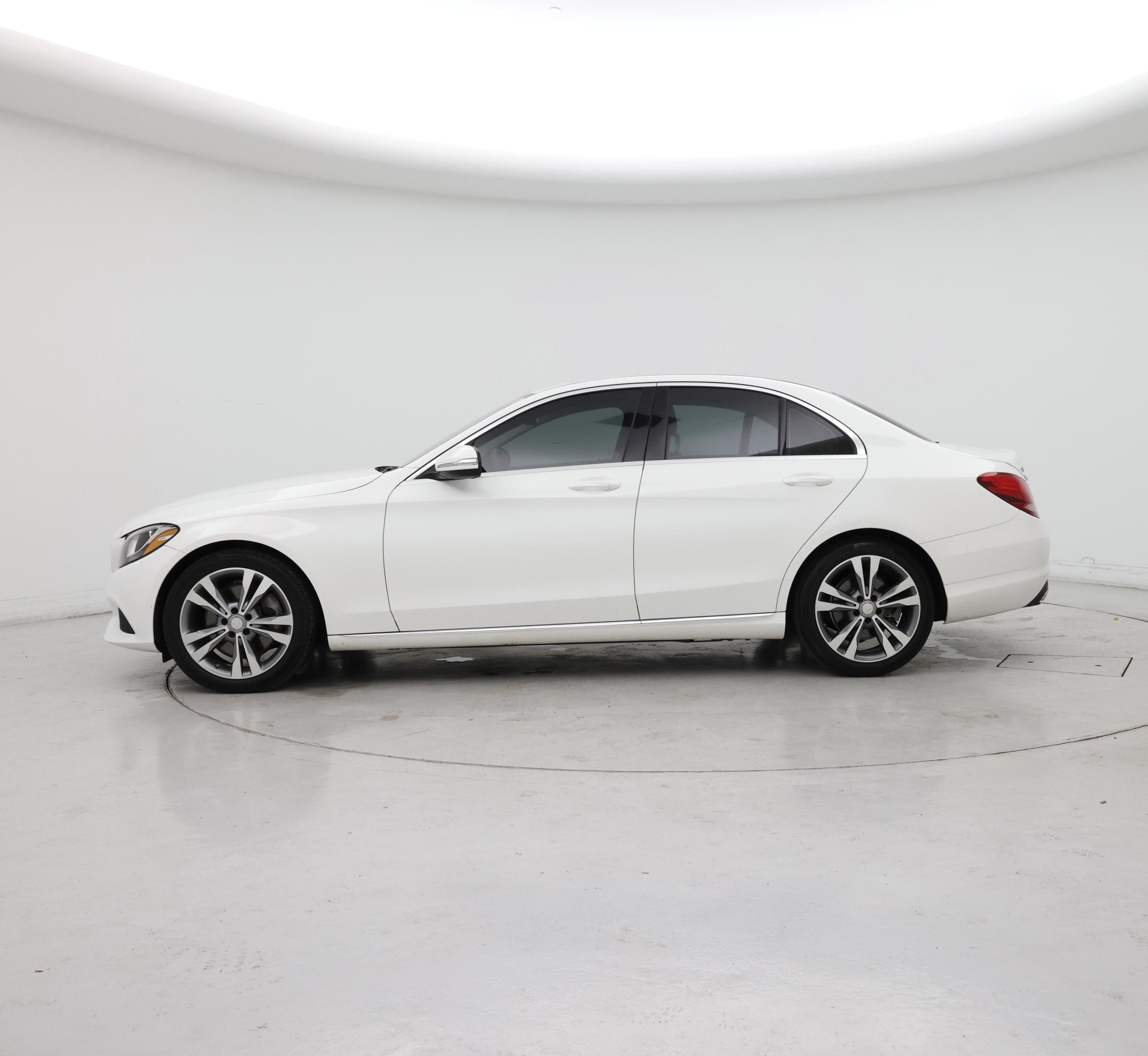 Thumbnail: 2015 Mercedes-Benz C-Class - 3